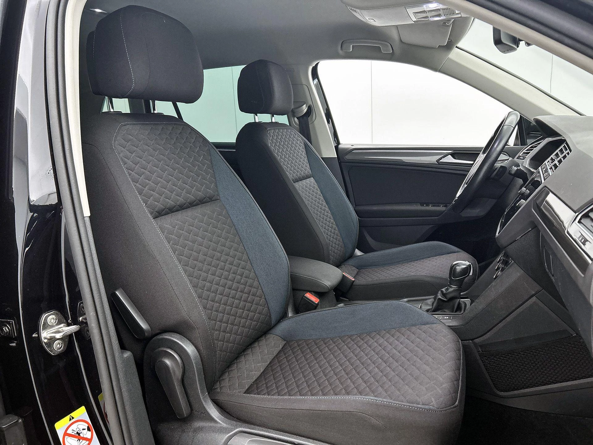 Volkswagen-Tiguan-image-39