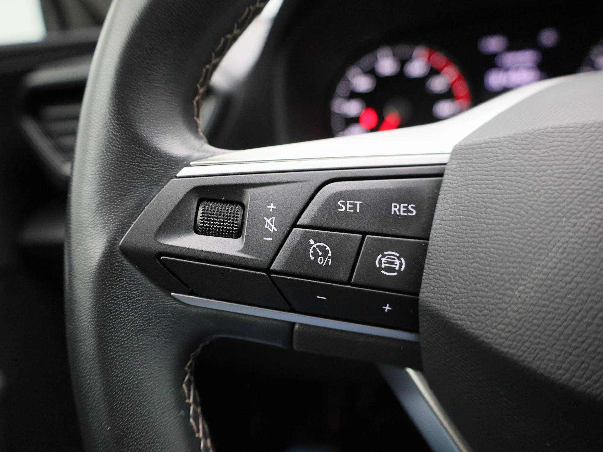 SEAT-Leon-image-16