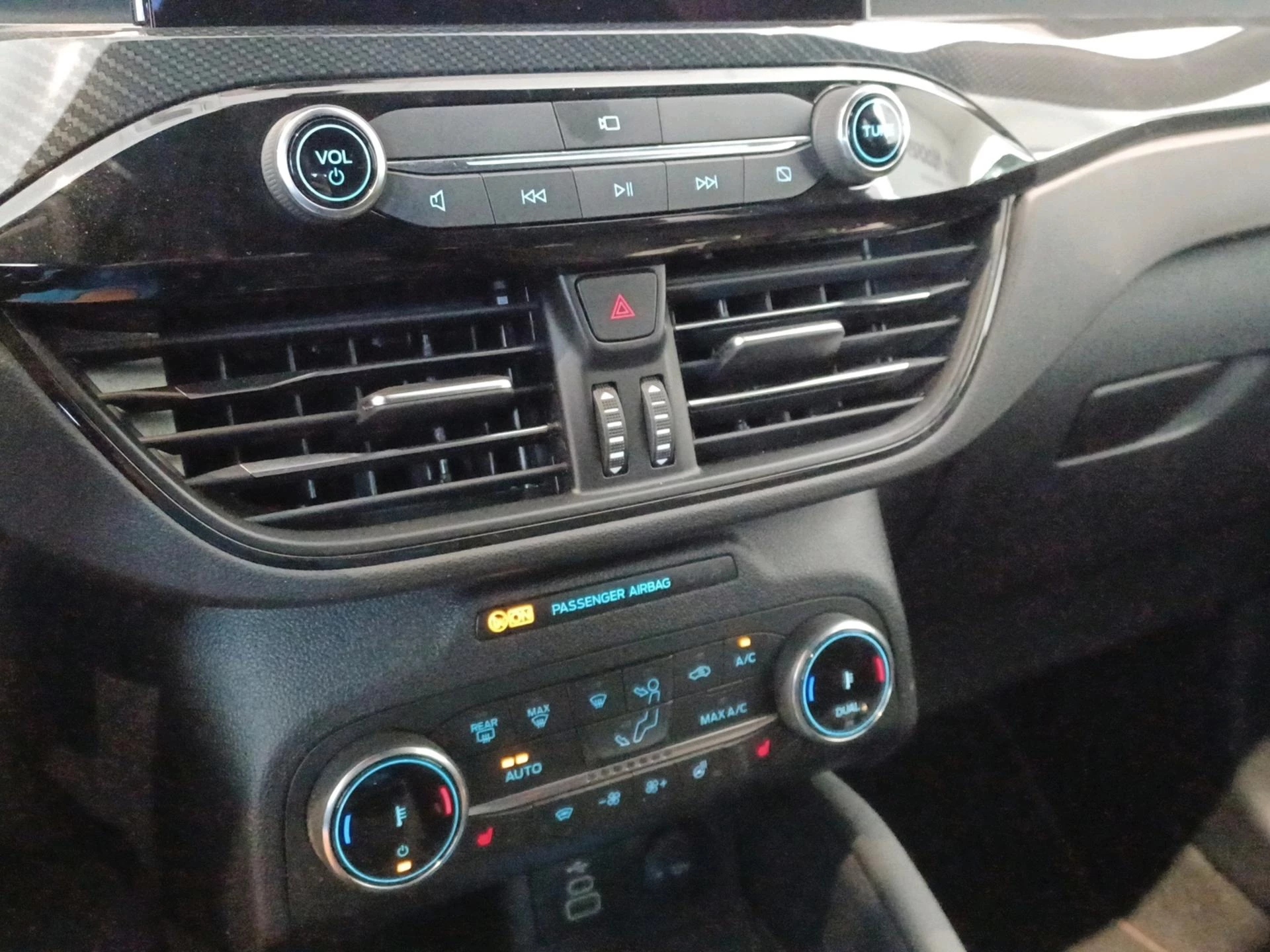 Ford Kuga 2.5i PHEV Aut. 165kW ST-Line X