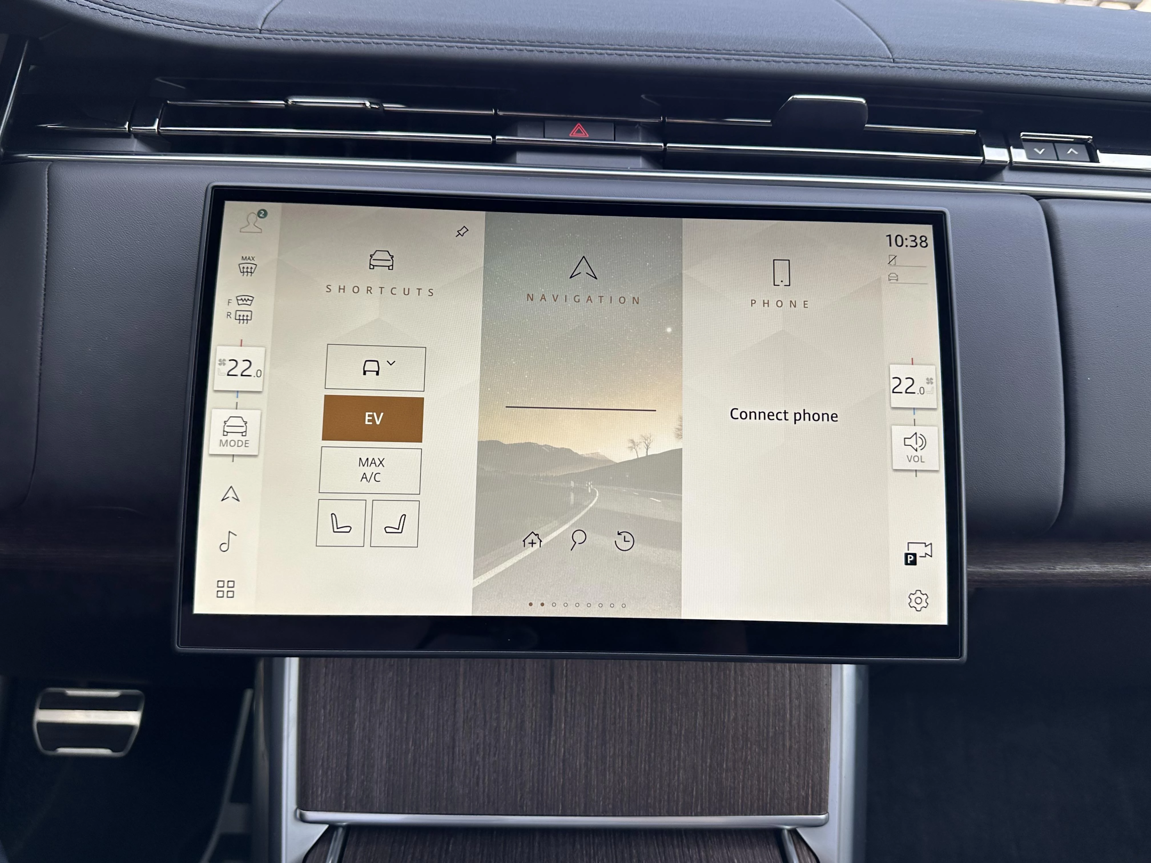 Land Rover-Range Rover-image-19