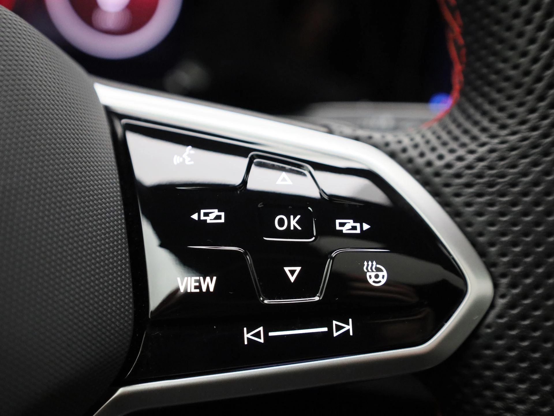 Volkswagen-Golf-image-30