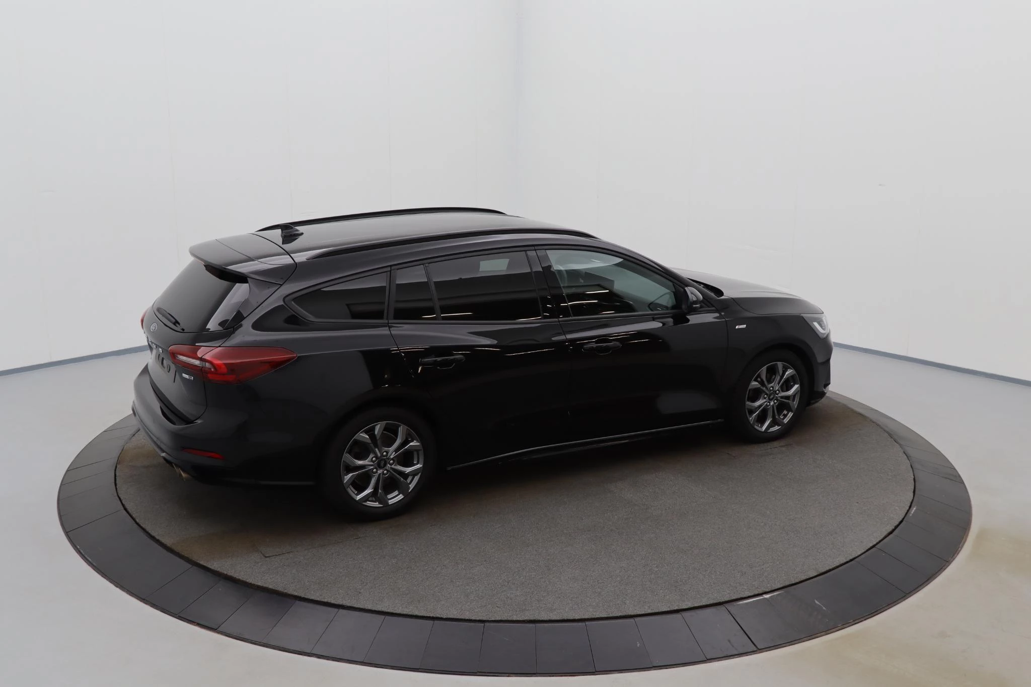 Ford Focus Clipper ST Line - Winterpack
