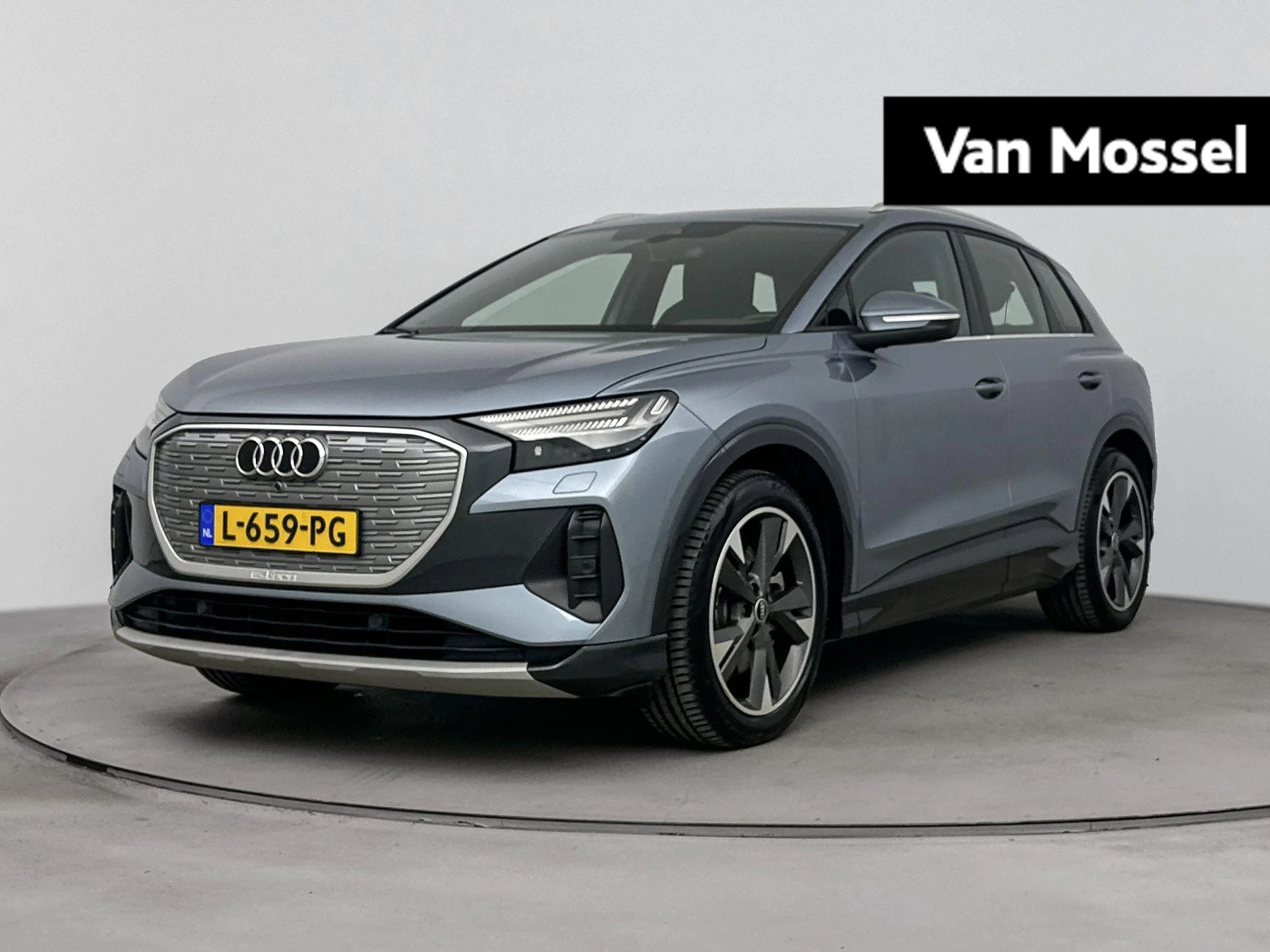 Audi-Q4 e-tron-image-0