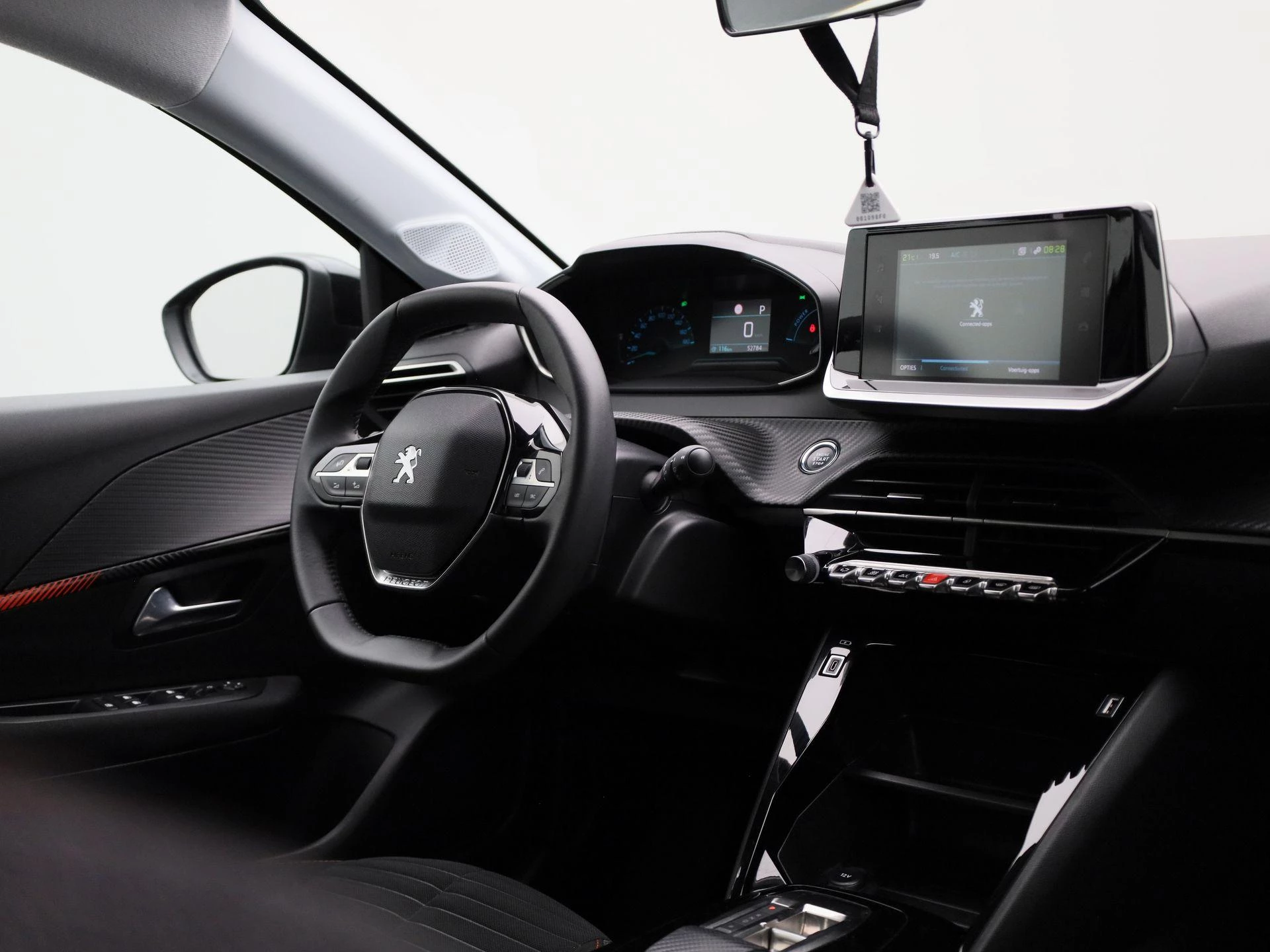 Peugeot-e-208-image-31