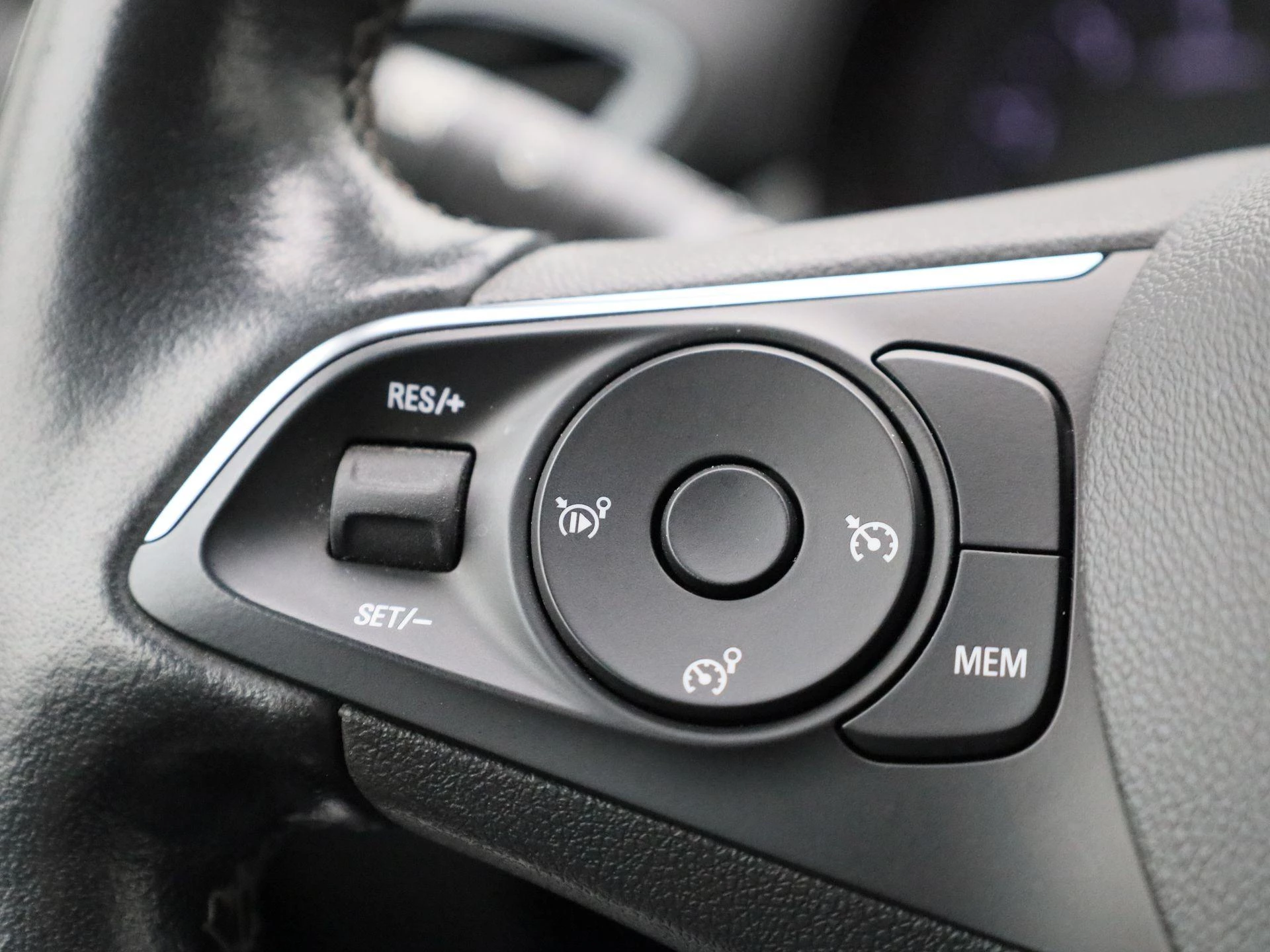 Opel-Crossland-image-20