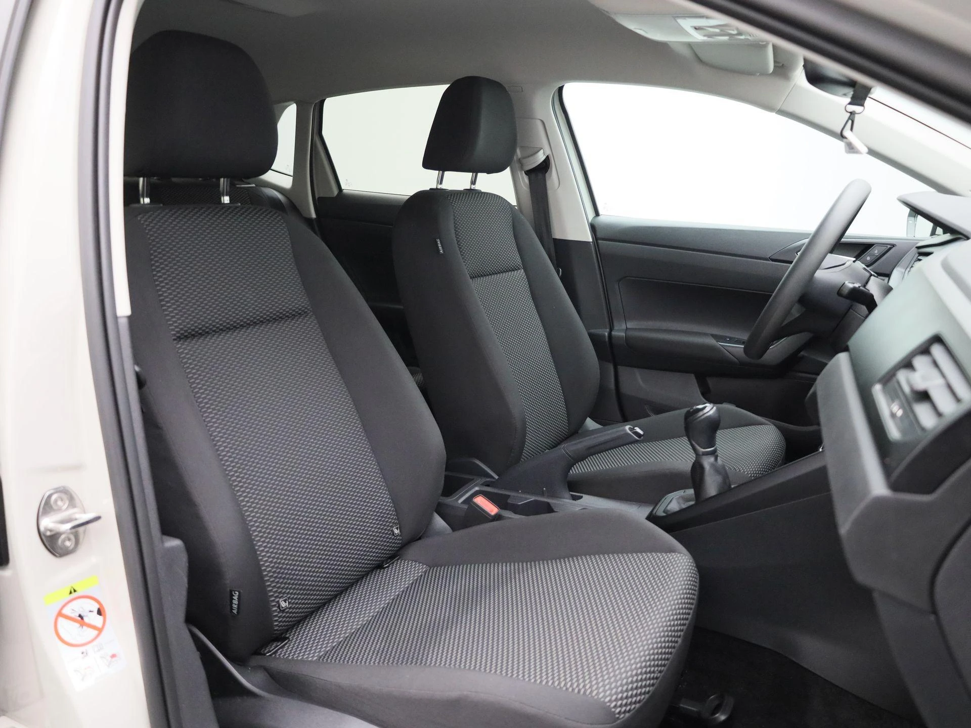 Volkswagen Polo - 33