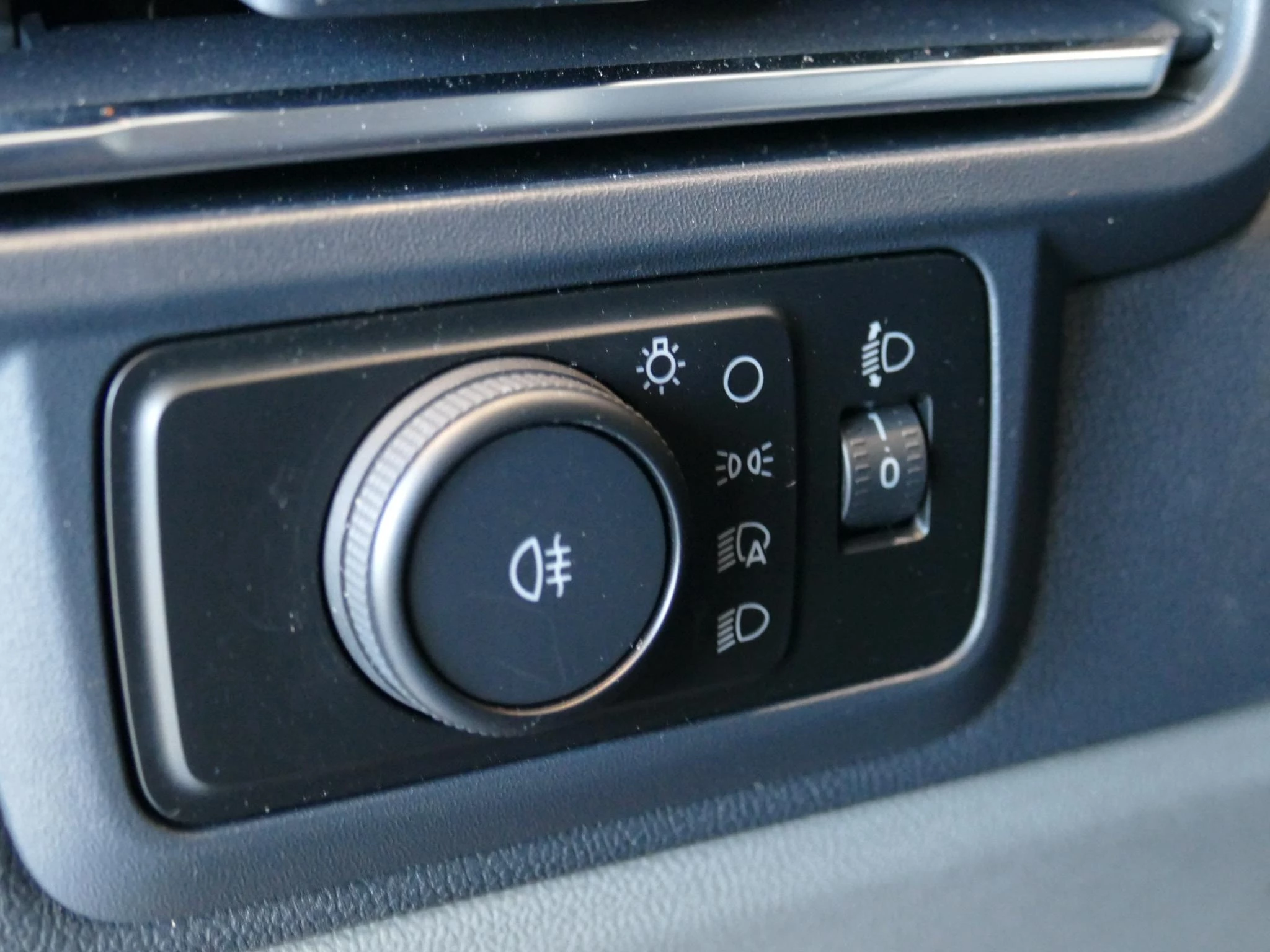 Ford-Custom-image-15