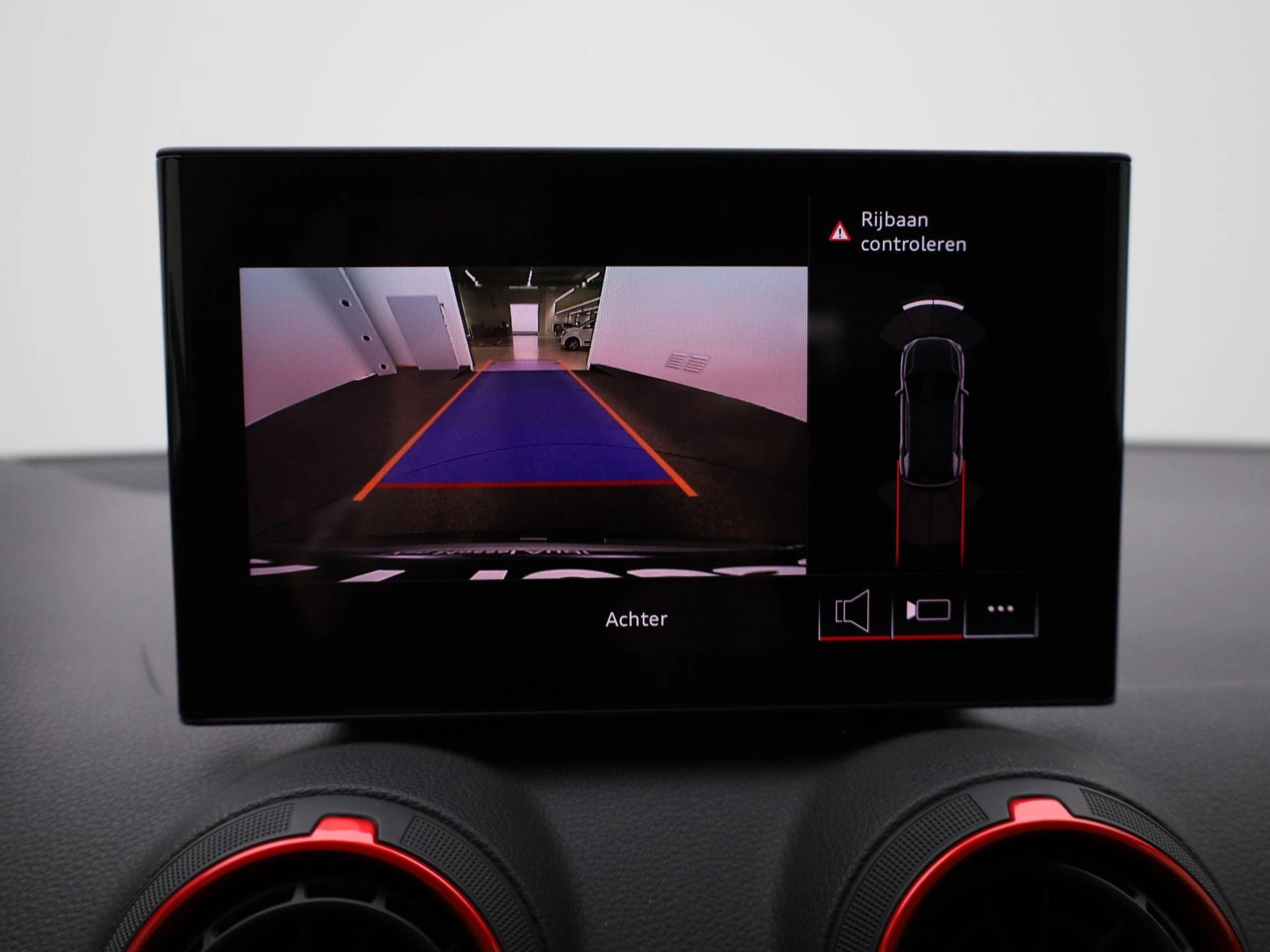 Audi-Q2-image-30