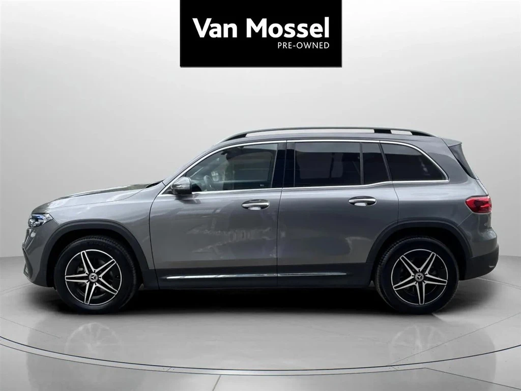 Mercedes-Benz-EQB-image-7