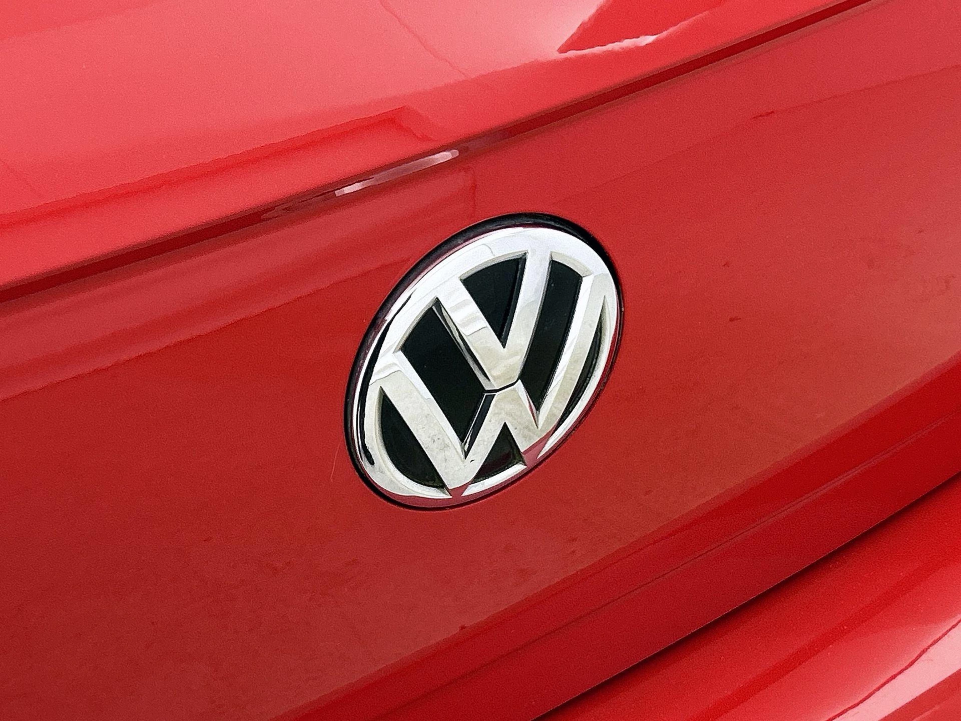 Volkswagen-Polo-image-23