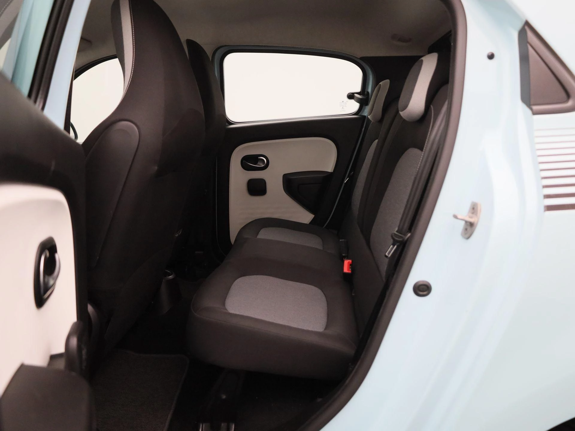 Renault-Twingo-image-11