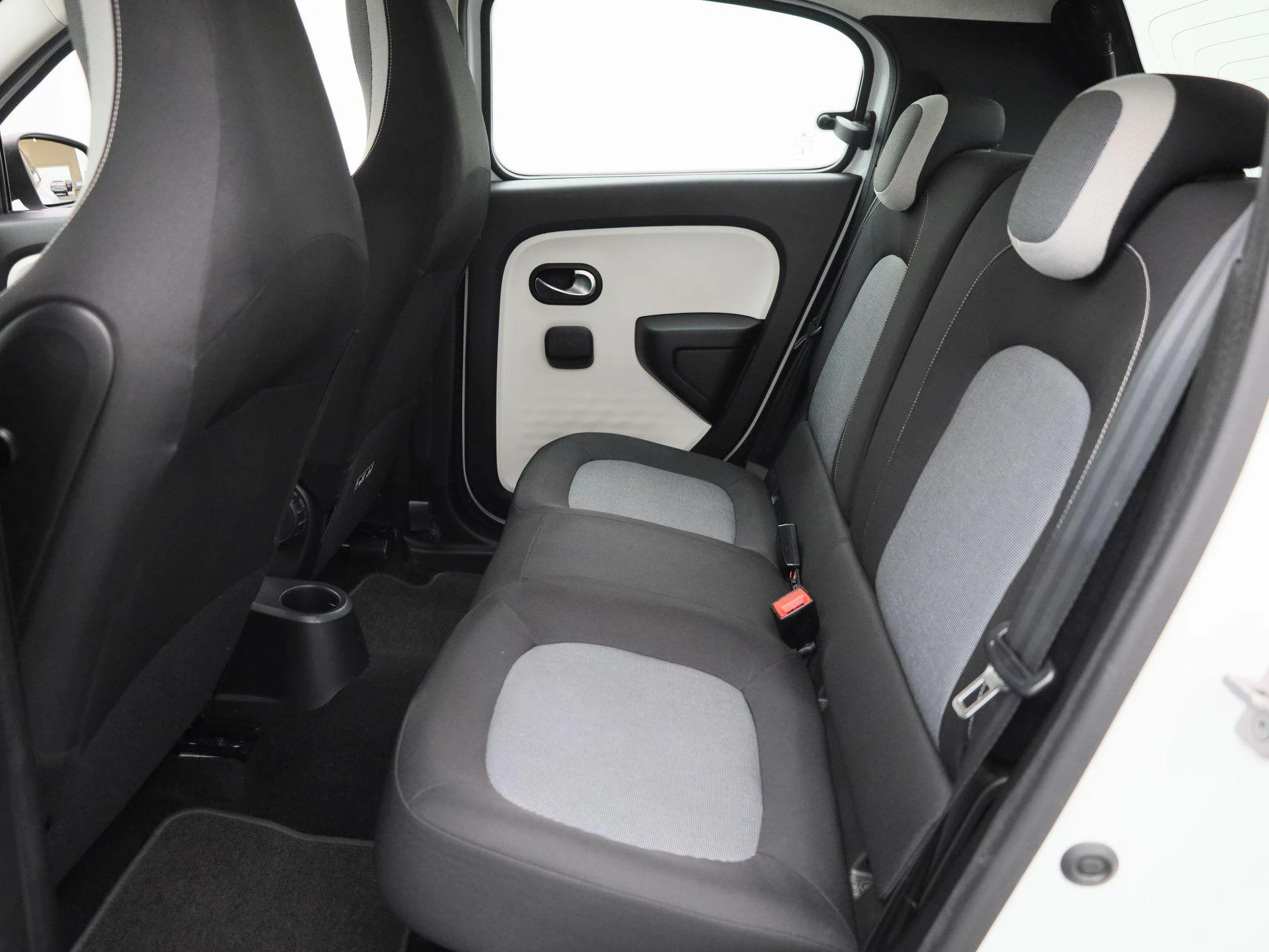 Renault-Twingo-image-11