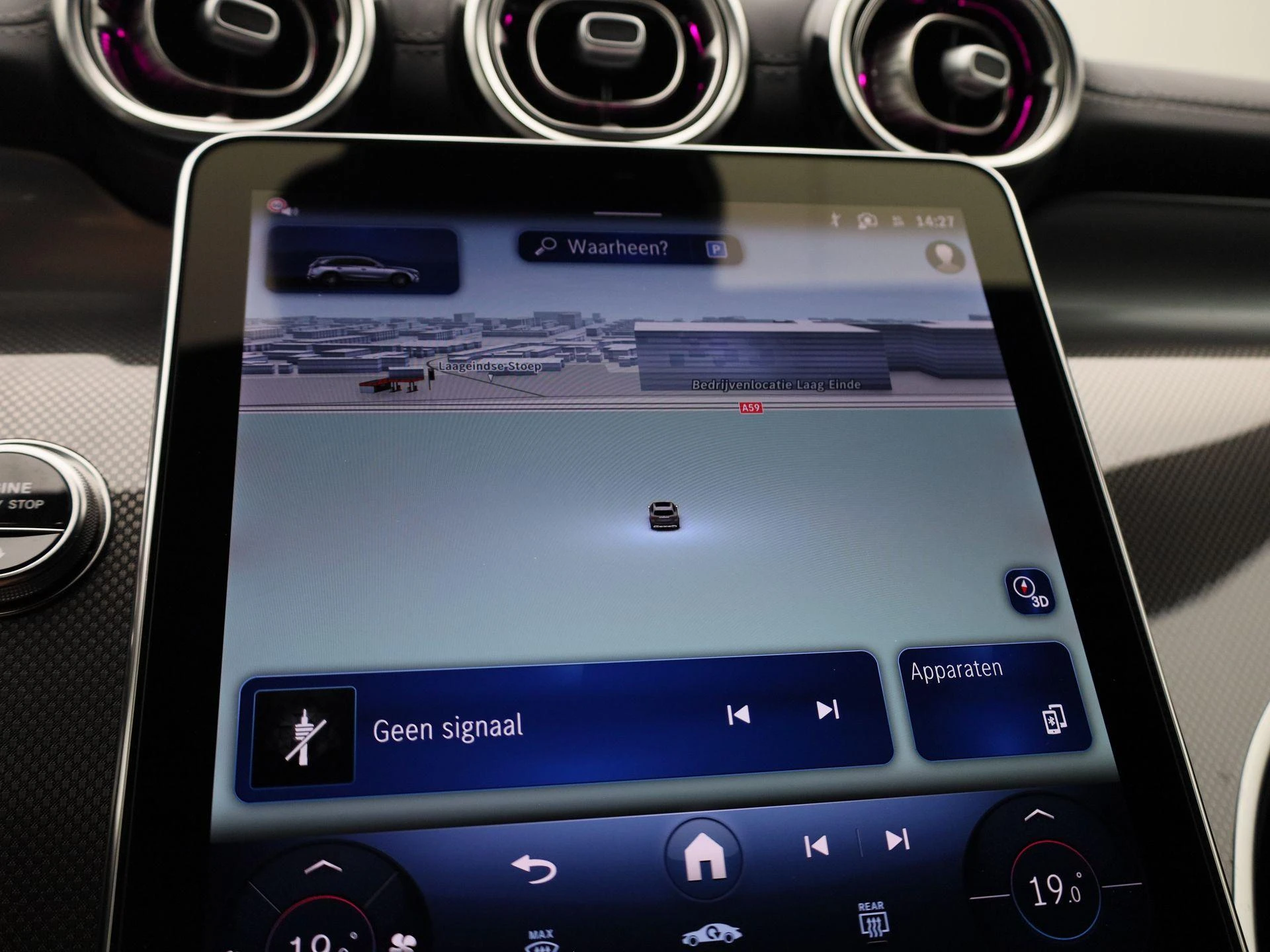 Mercedes-Benz-GLC-image-16