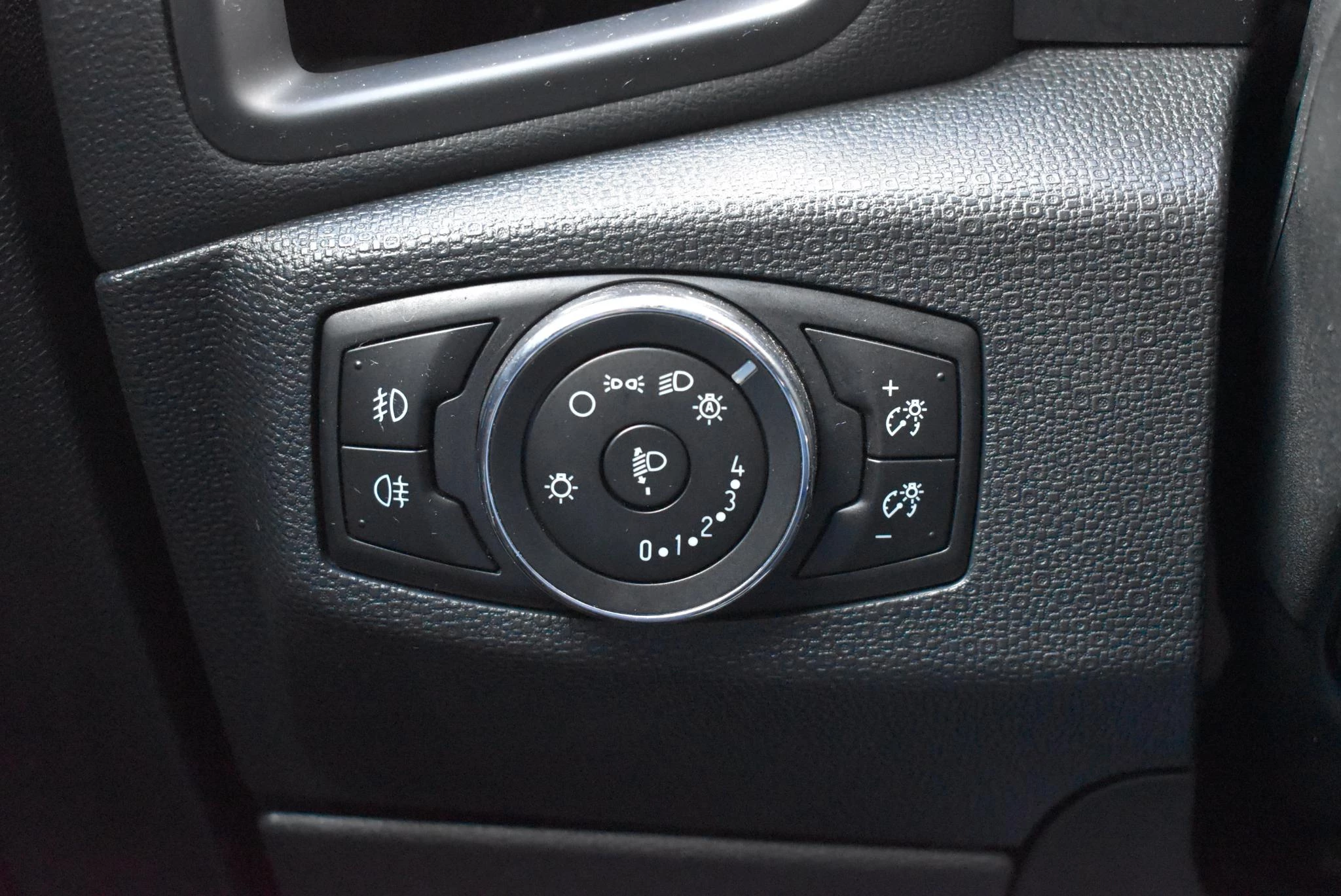 Ford-EcoSport-image-17