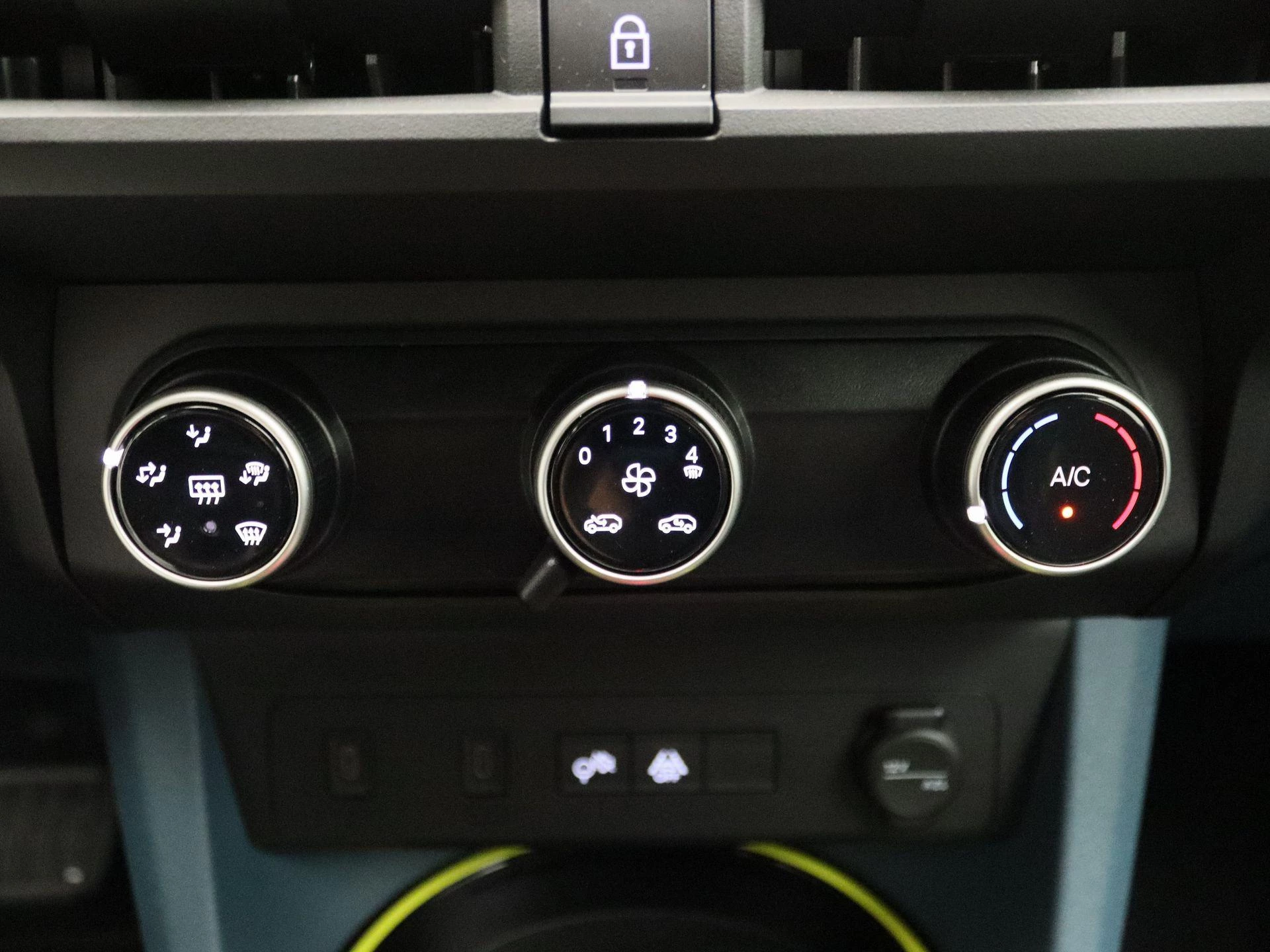 Fiat-Grande Panda-image-9