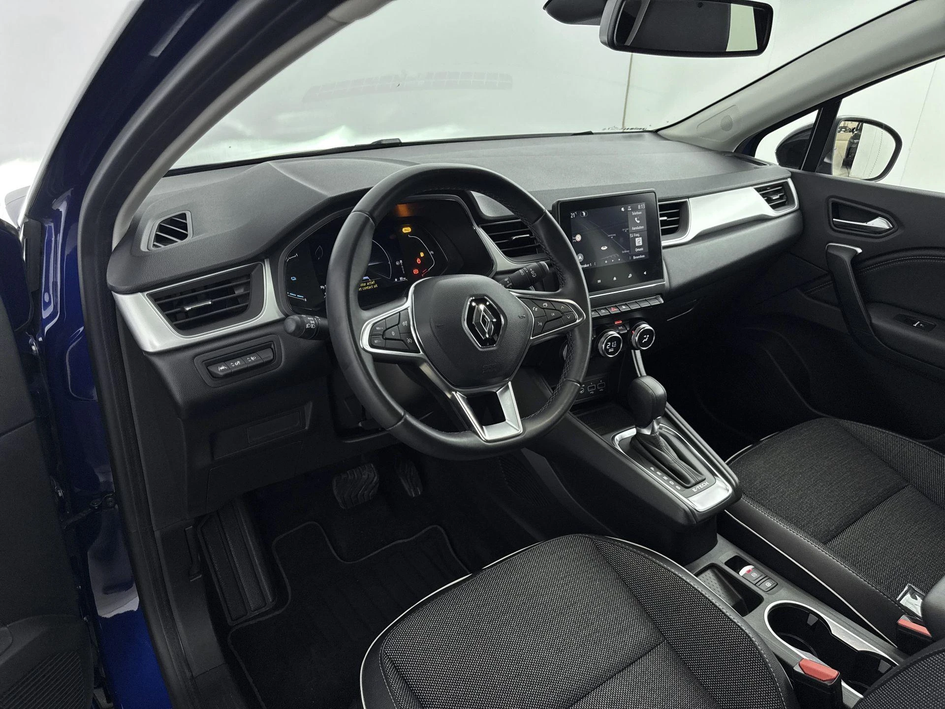 Renault-Captur-image-7