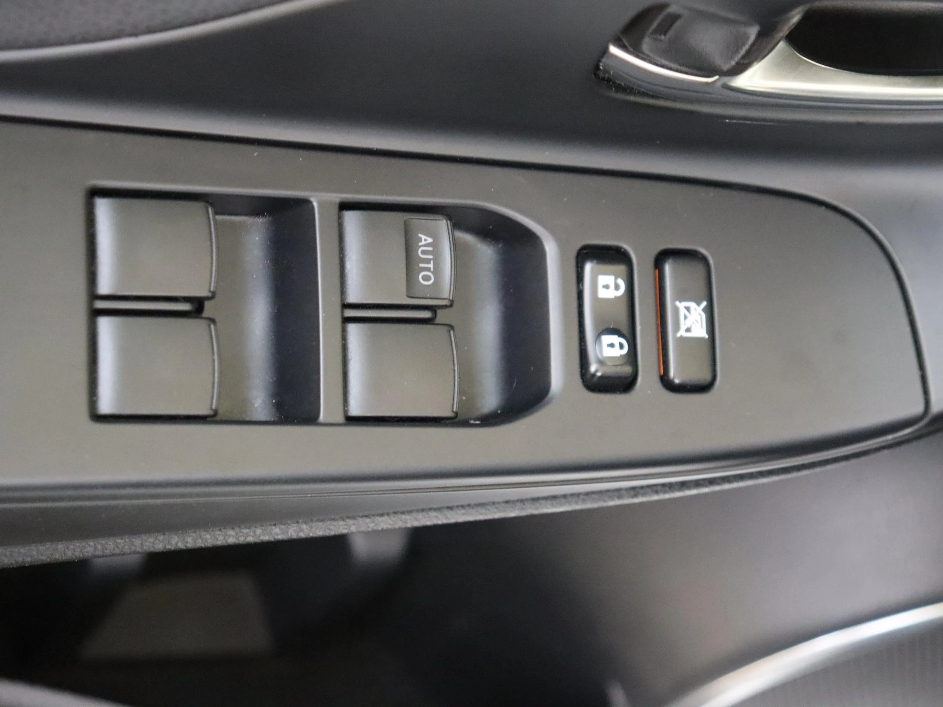 Toyota-Yaris-image-22