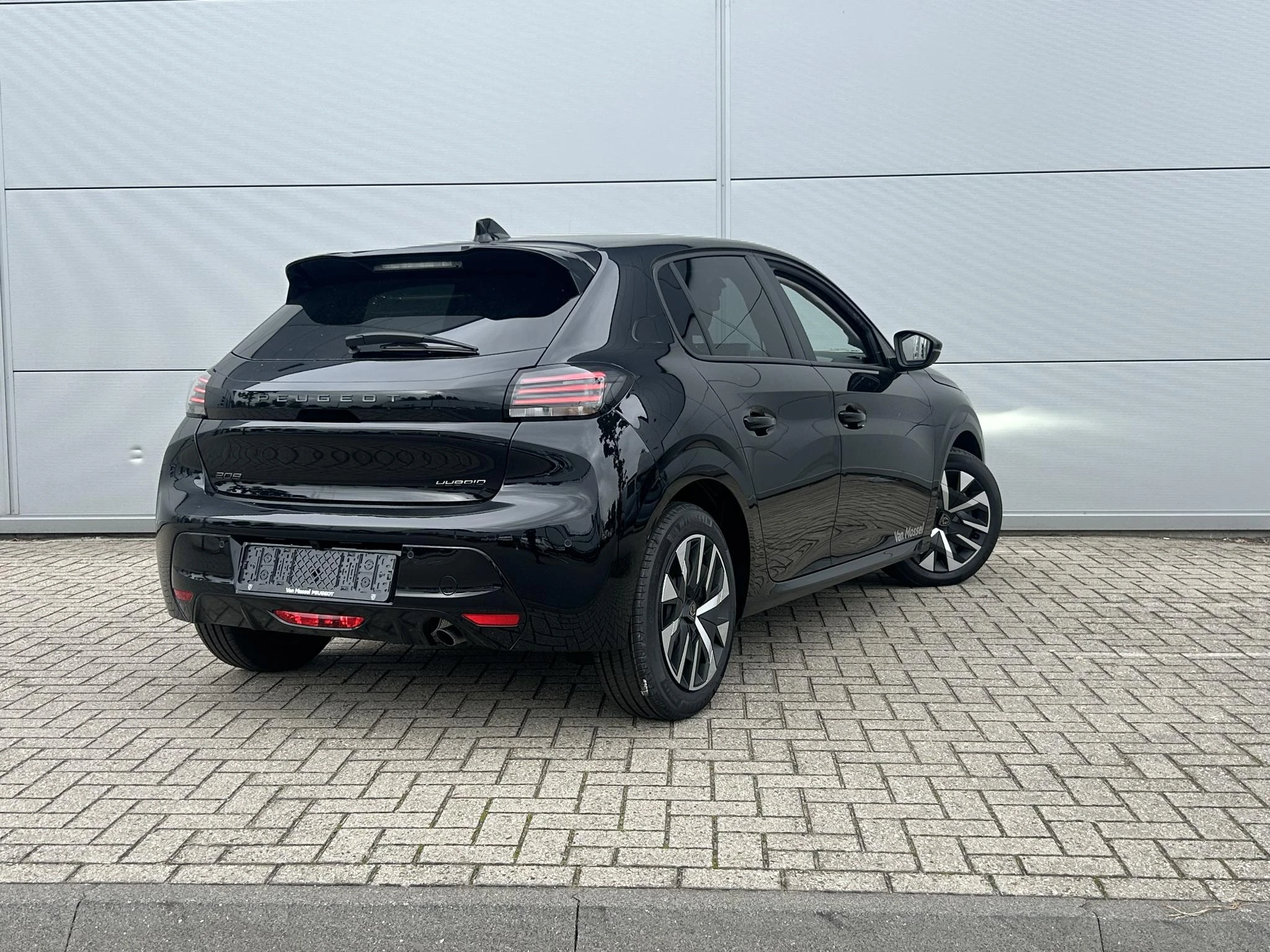 Peugeot-208-image-5
