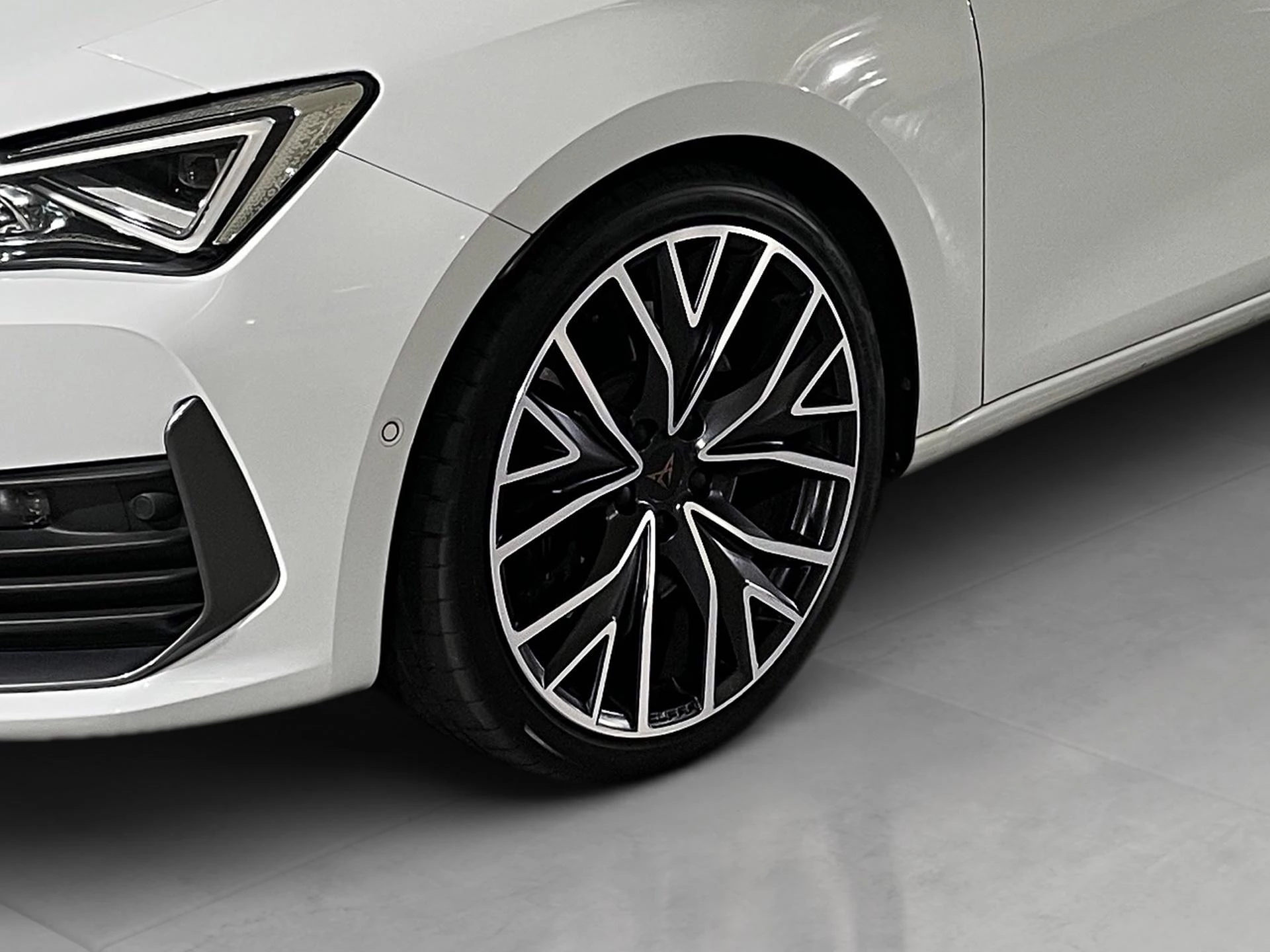 CUPRA Leon 2.0 TSI EVO 221kW VZ DSG