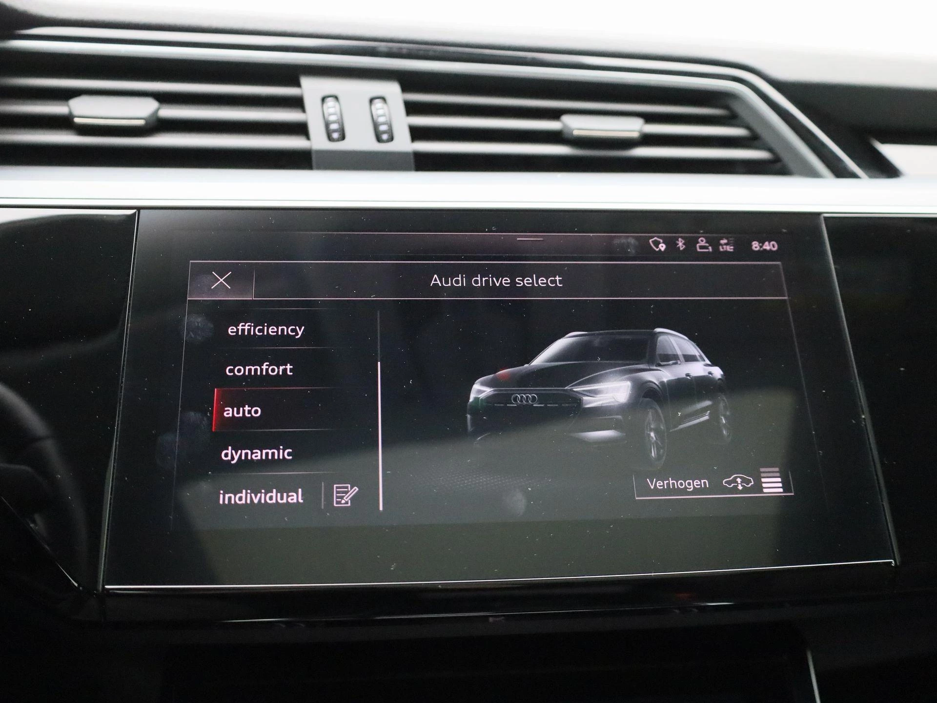 Audi-e-tron-image-27