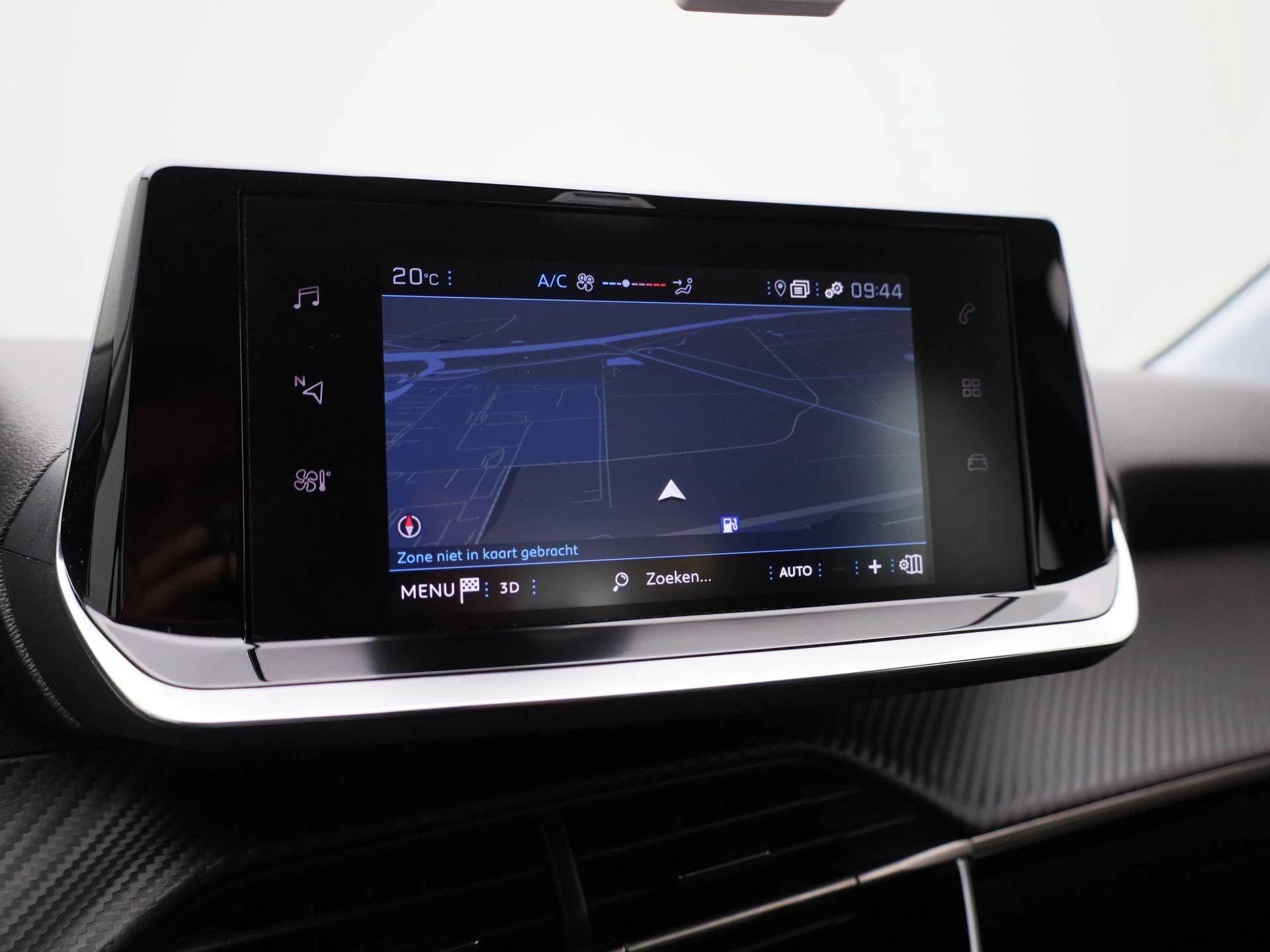 Peugeot-208-image-19