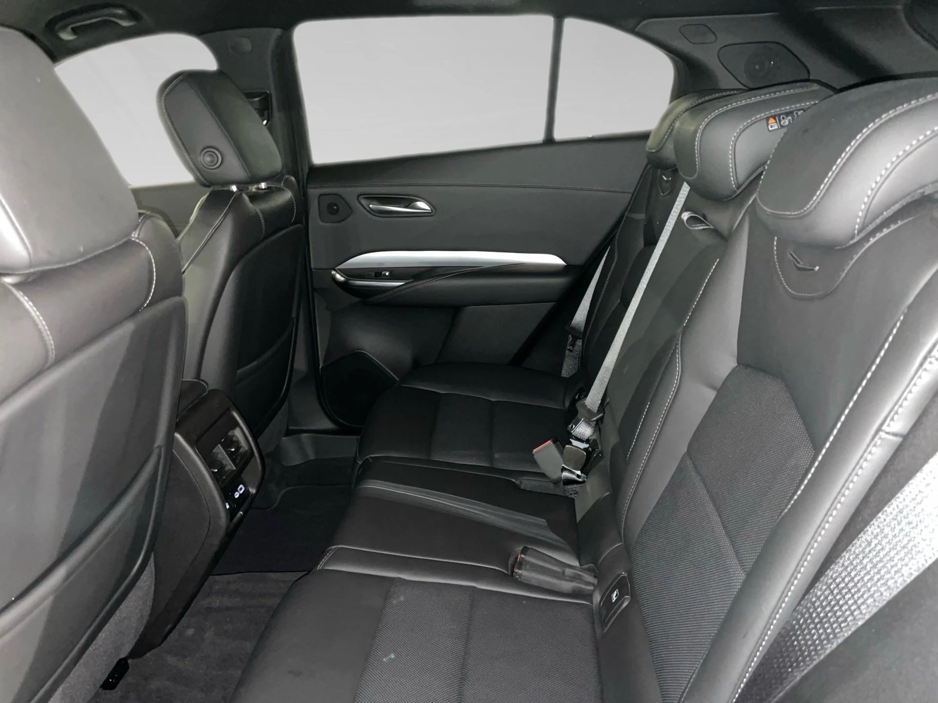 Cadillac-XT4-image-10