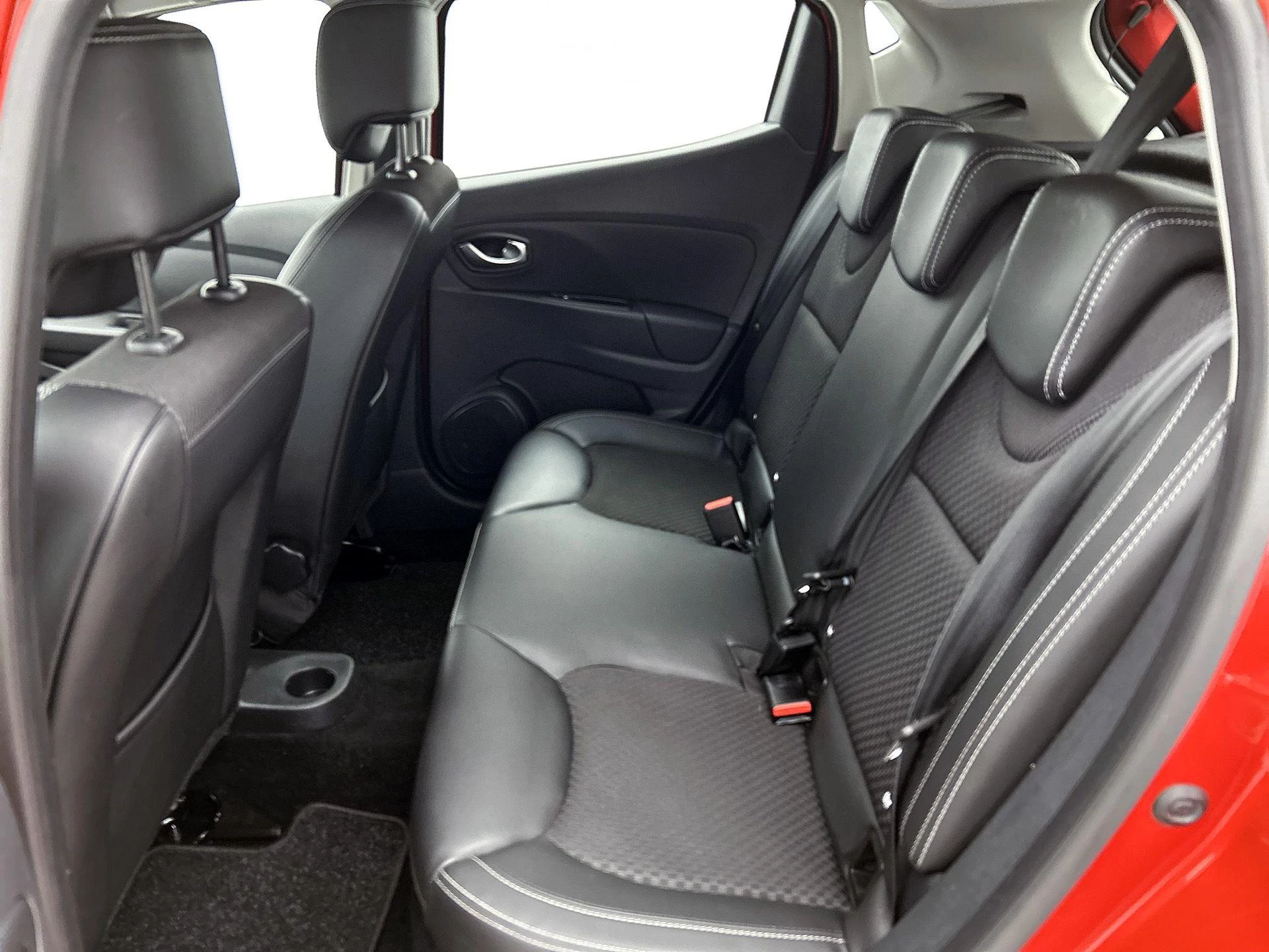 Renault-Clio-image-26