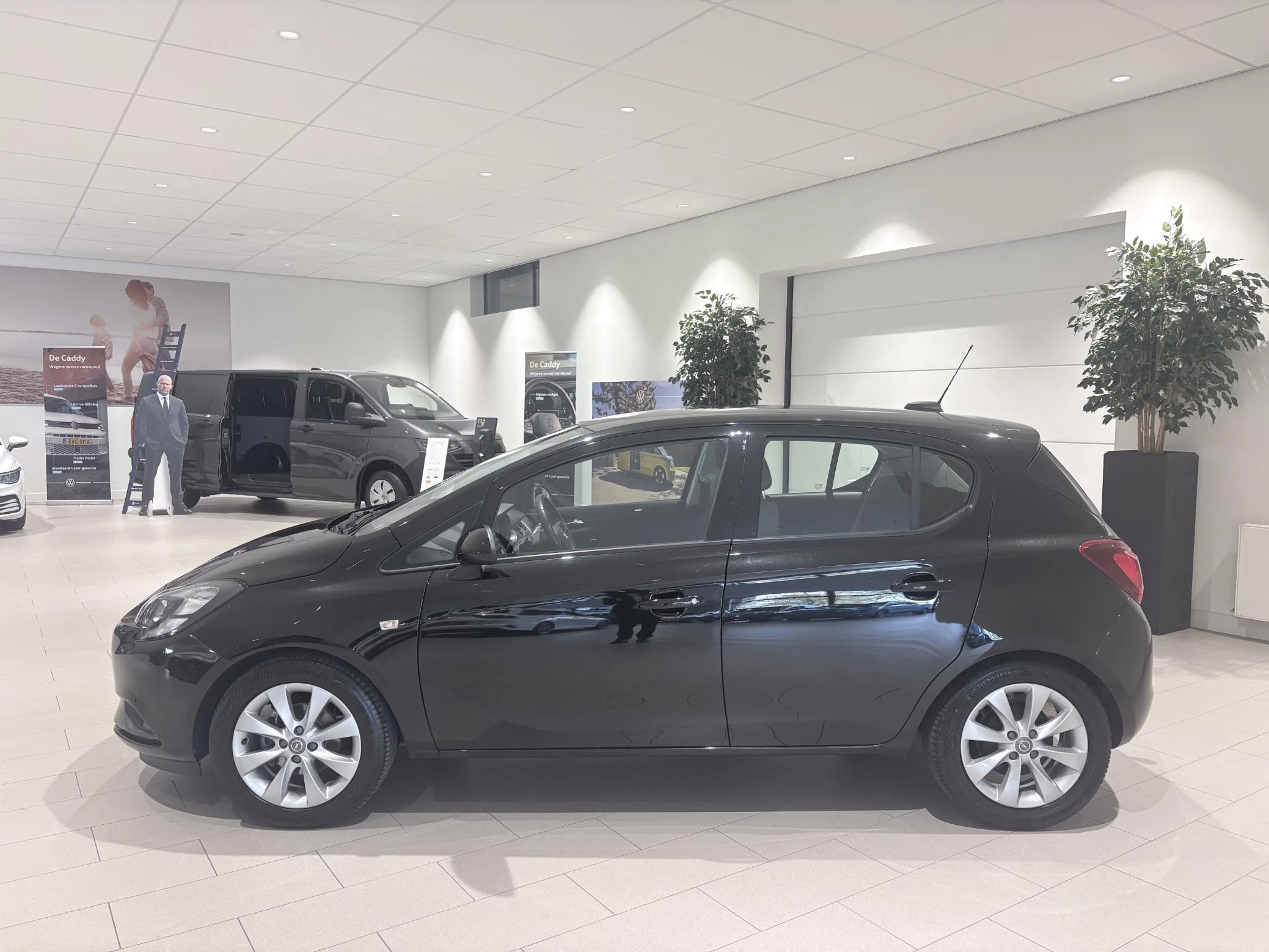Opel-Corsa-image-2