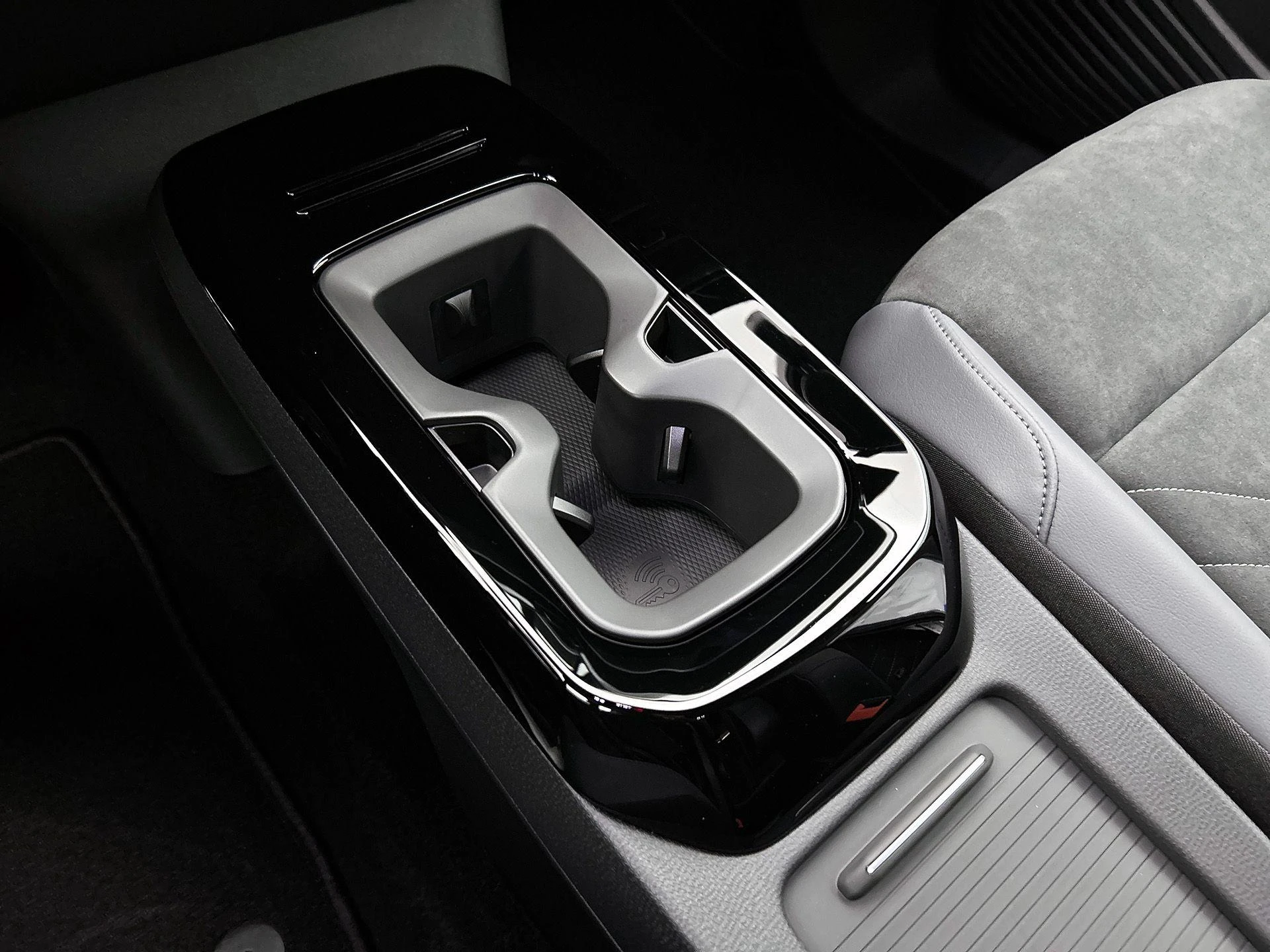 Volkswagen ID.4 Pro Limited Edition 77 kWh 286 PK