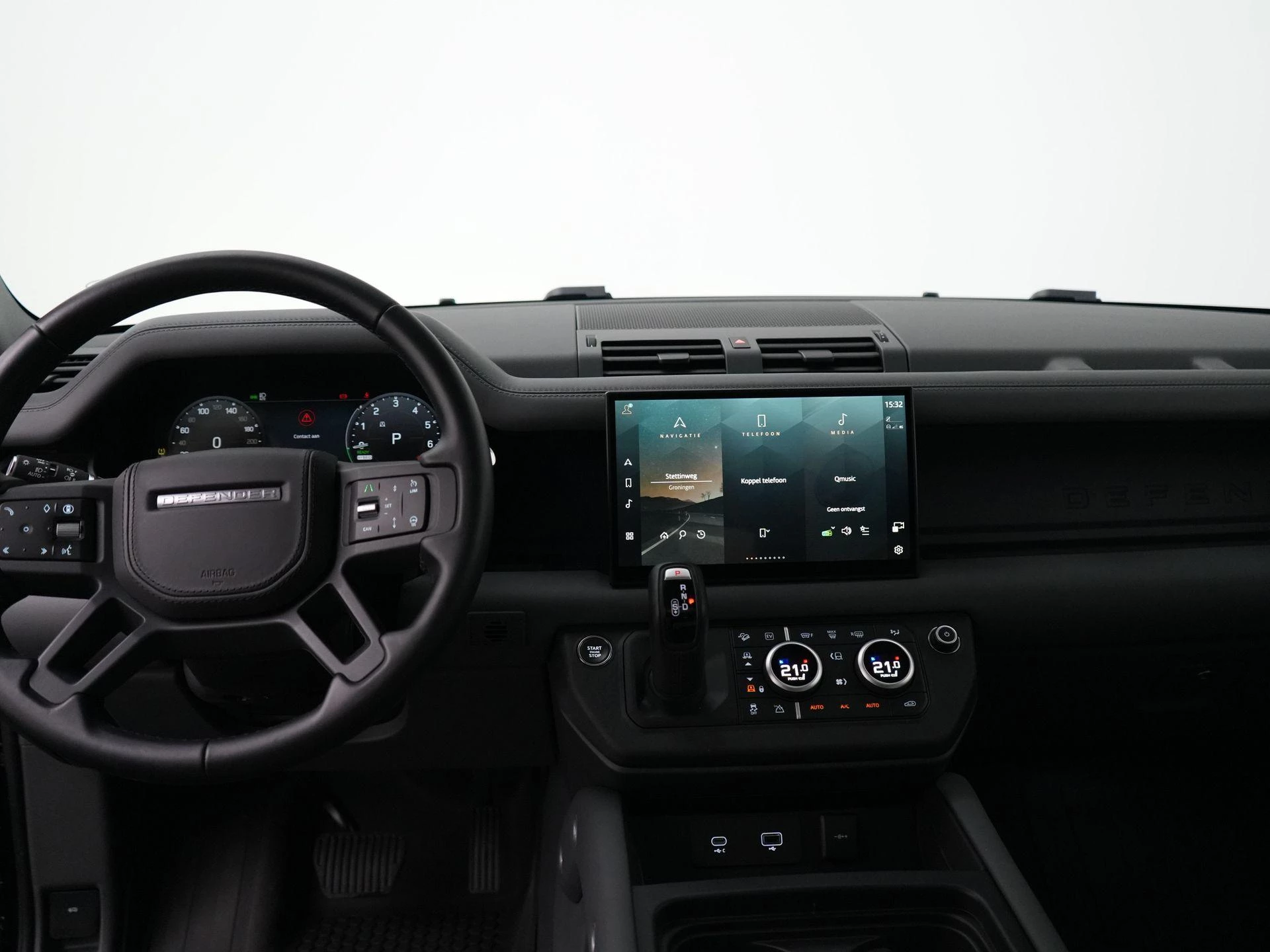 Land Rover-Defender-image-41