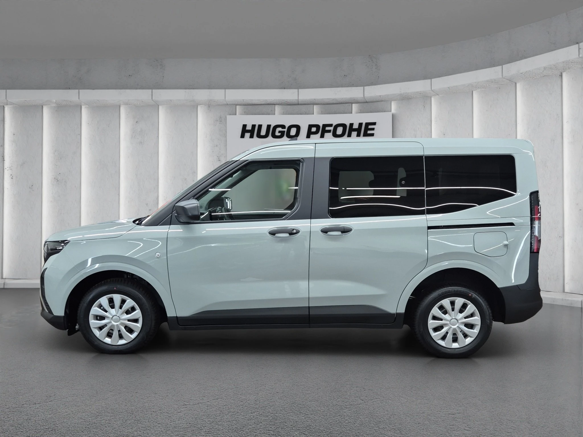 Ford-Tourneo Courier-image-1
