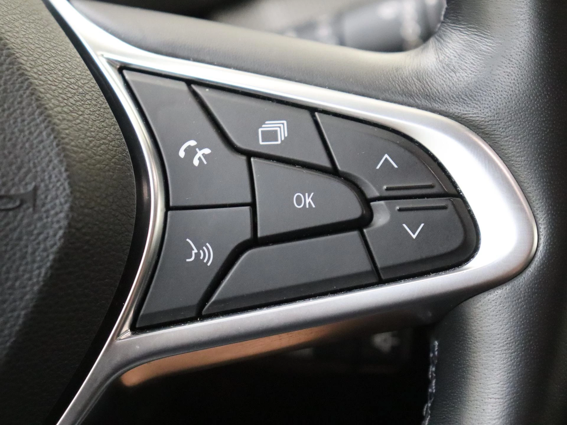 Renault Arkana 1.6 E-Tech Hybrid 145 Intens