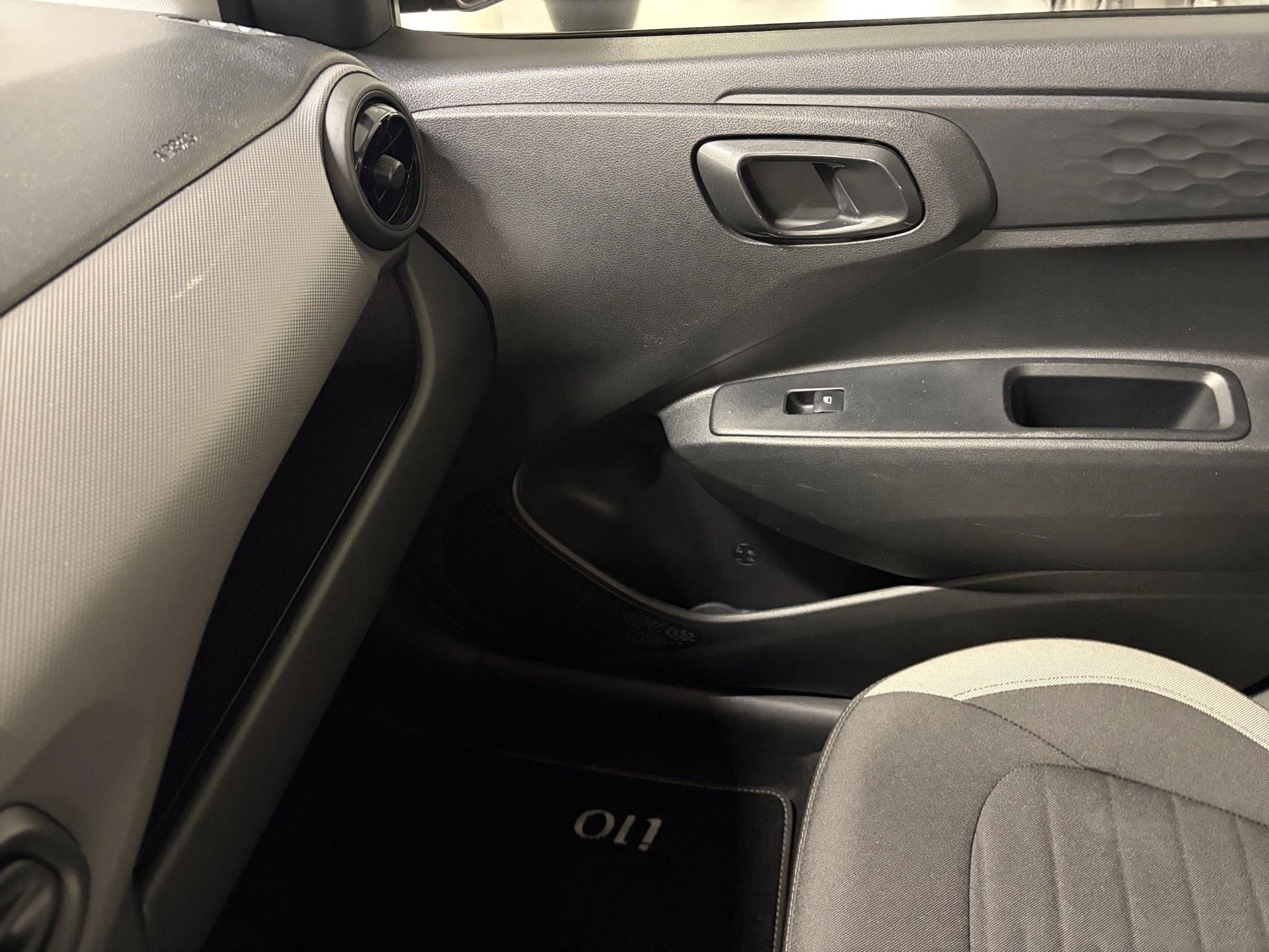 Hyundai-i10-image-15