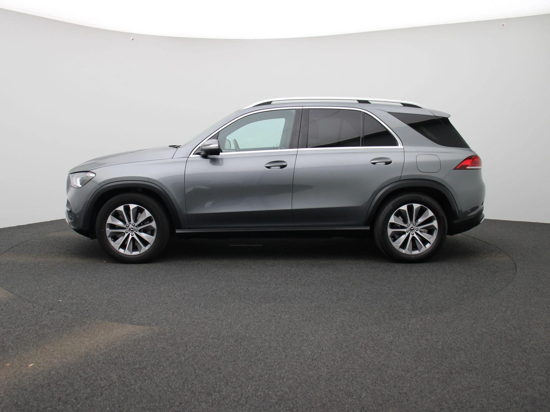 Mercedes-Benz-GLE-image-3