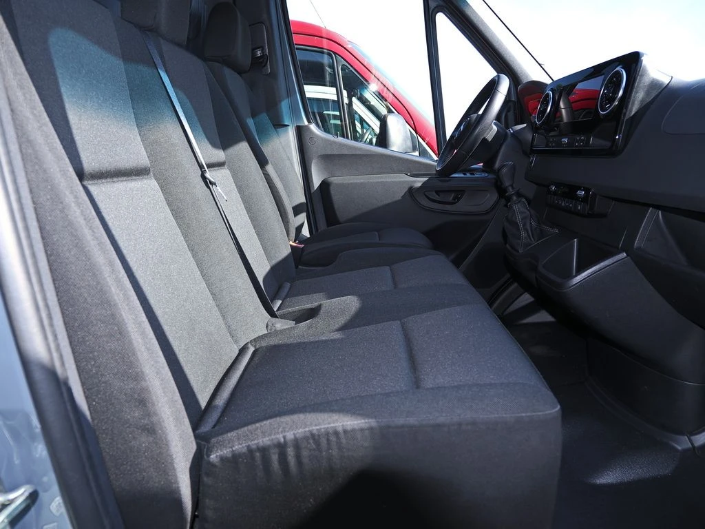 Mercedes-Benz-Sprinter 317-image-12