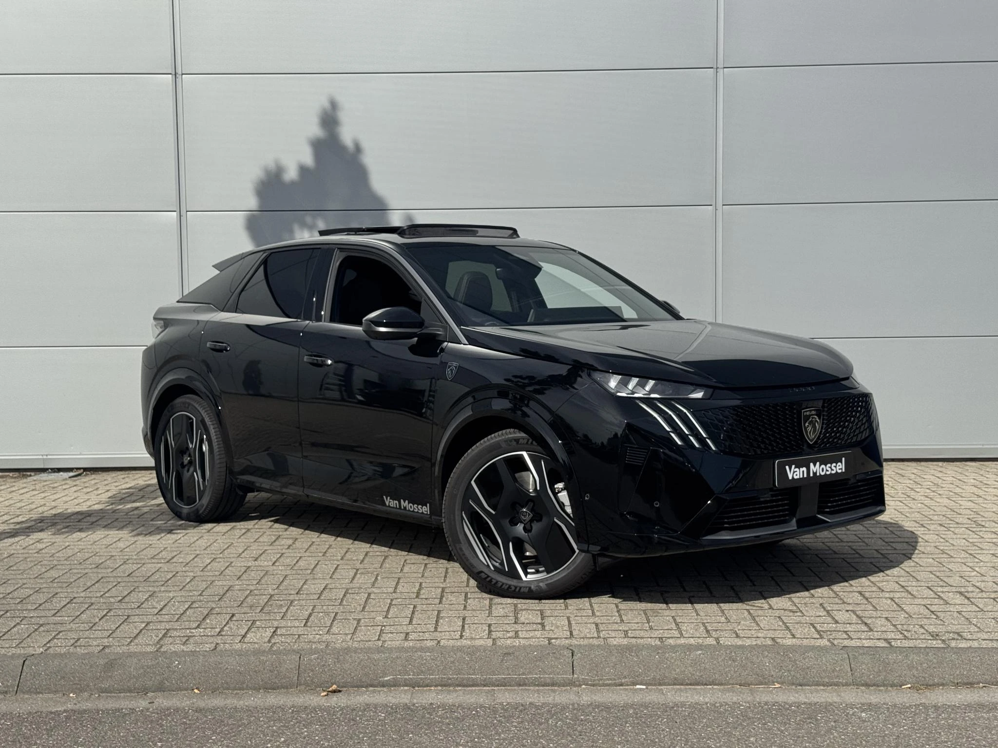Peugeot-e-3008-image-7