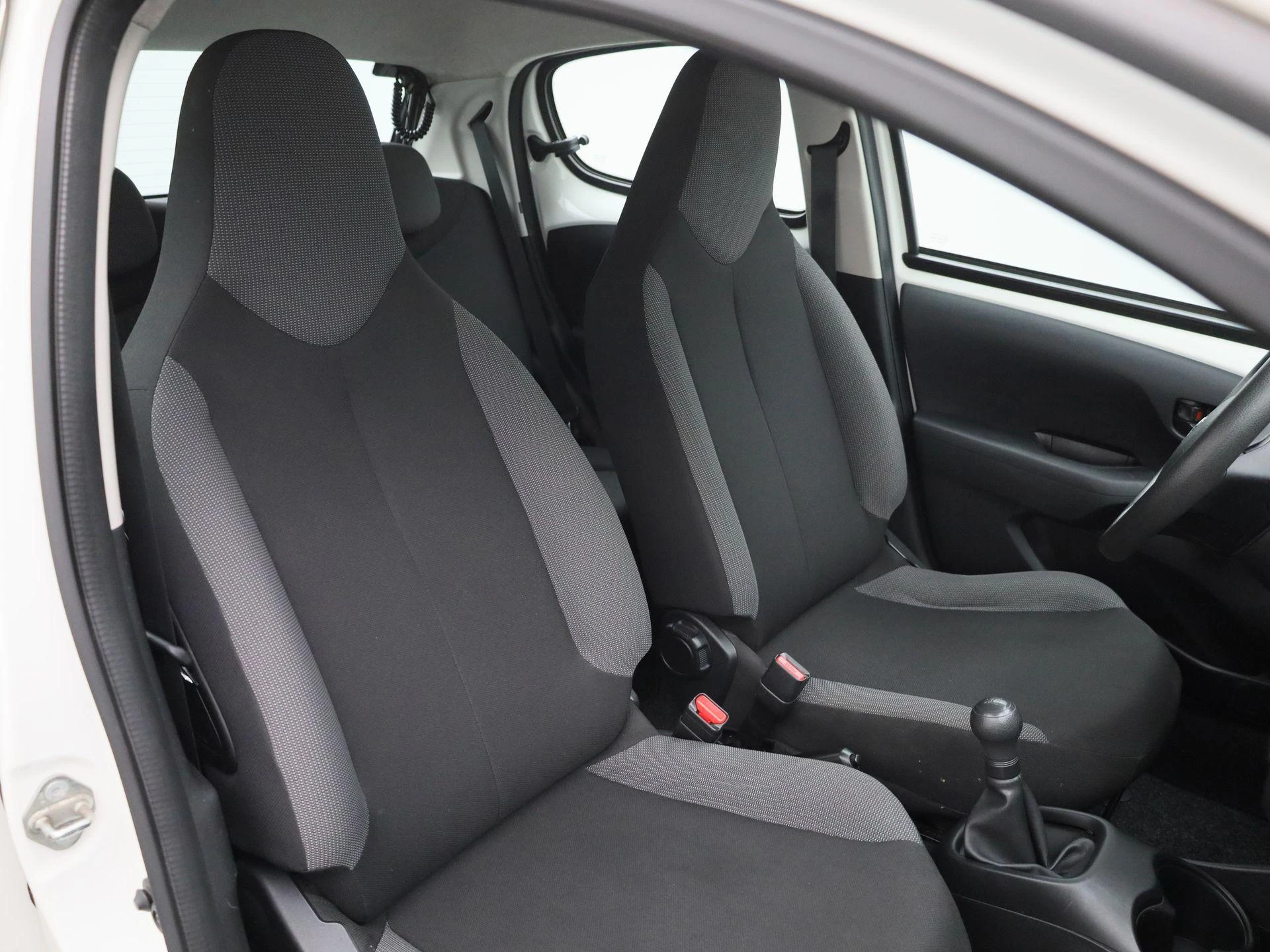 Peugeot-108-image-21