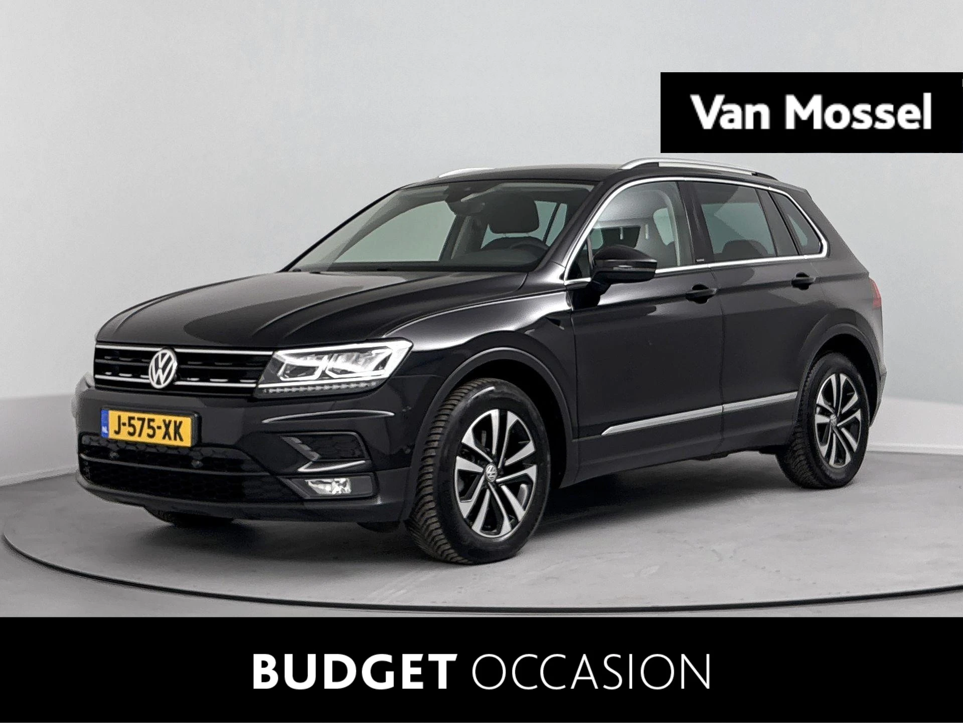 Volkswagen-Tiguan-image-0