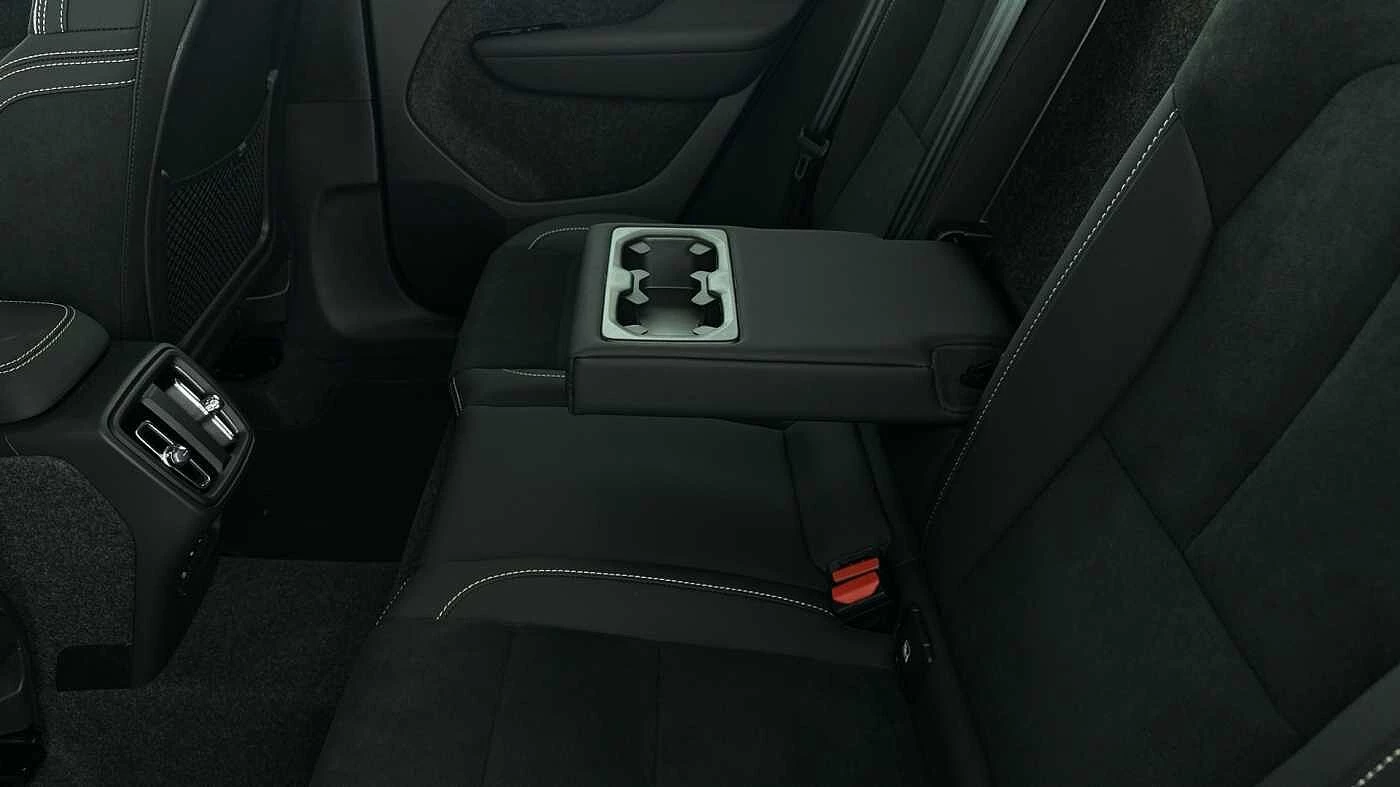 Volvo-XC40-image-18