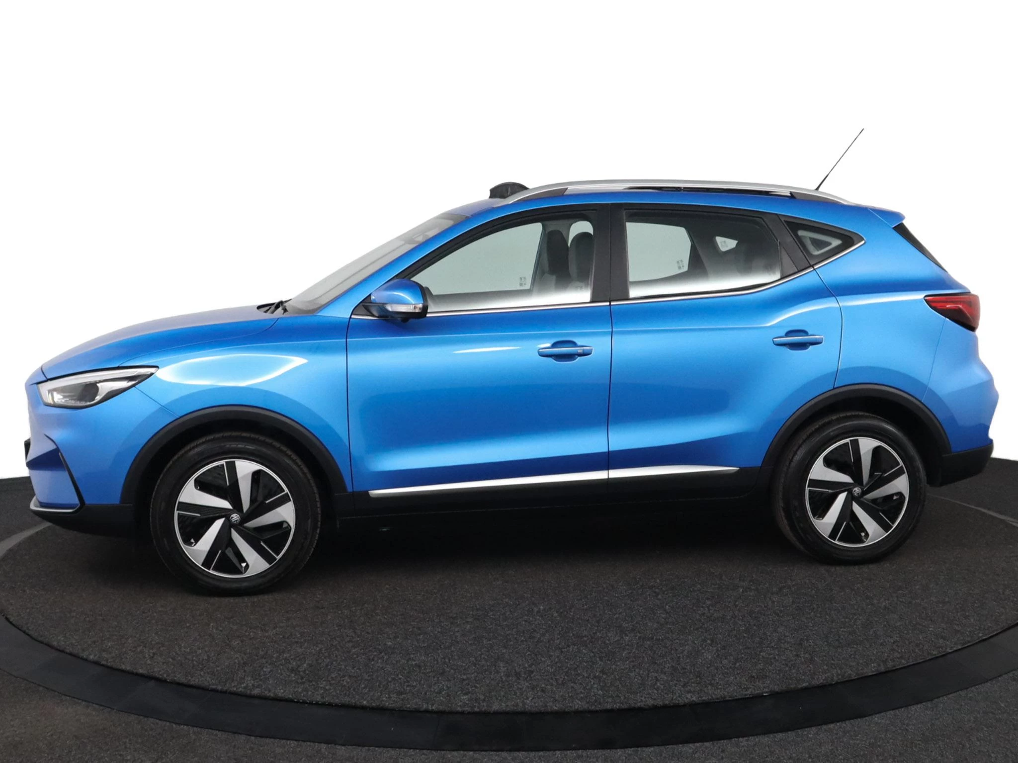 MG ZS EV Long Range Luxury 70 kWh