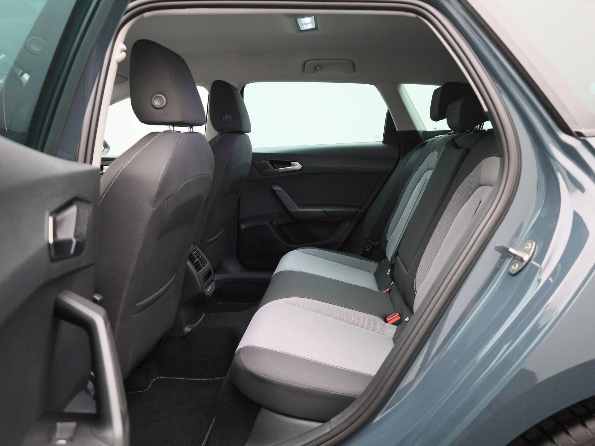 SEAT Leon Sportstourer 1.5 TSI e-Hybrid Style Business Intense