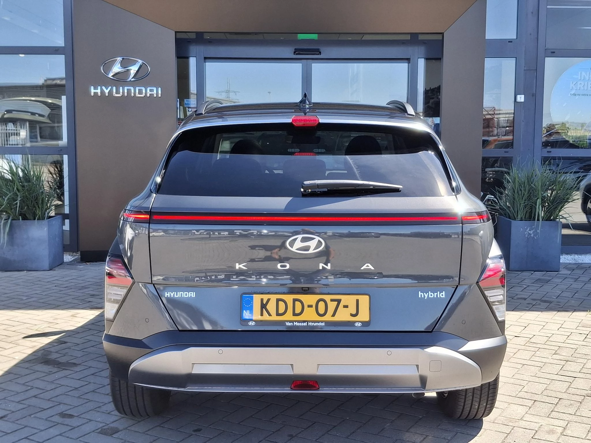 Hyundai Kona 1.6 GDI HEV Premium Sky