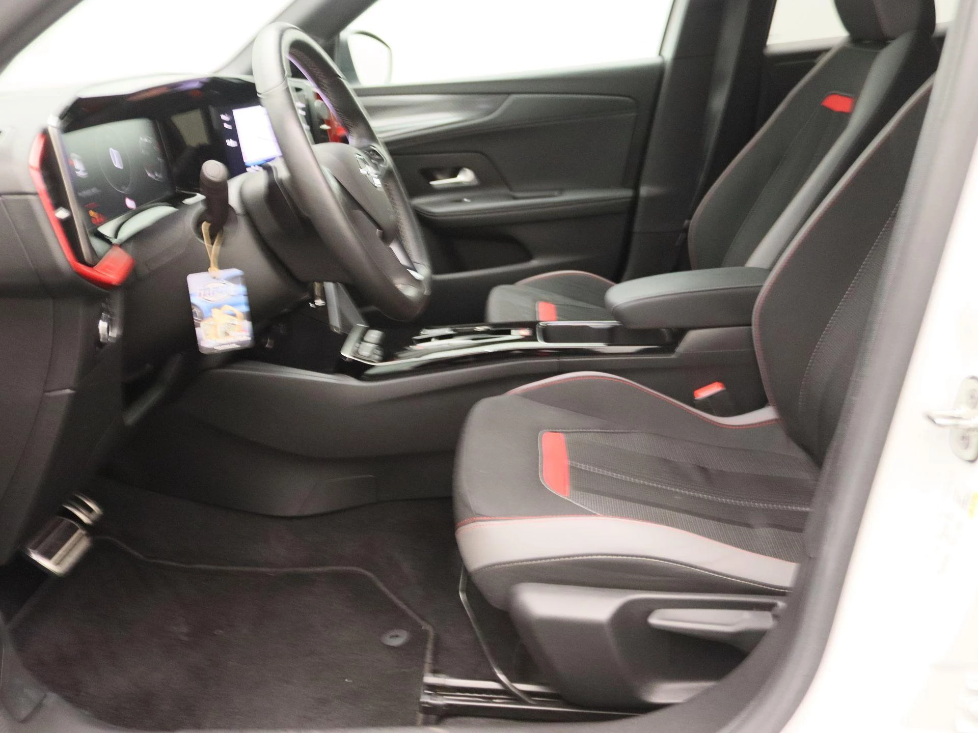 Opel-Mokka-image-11
