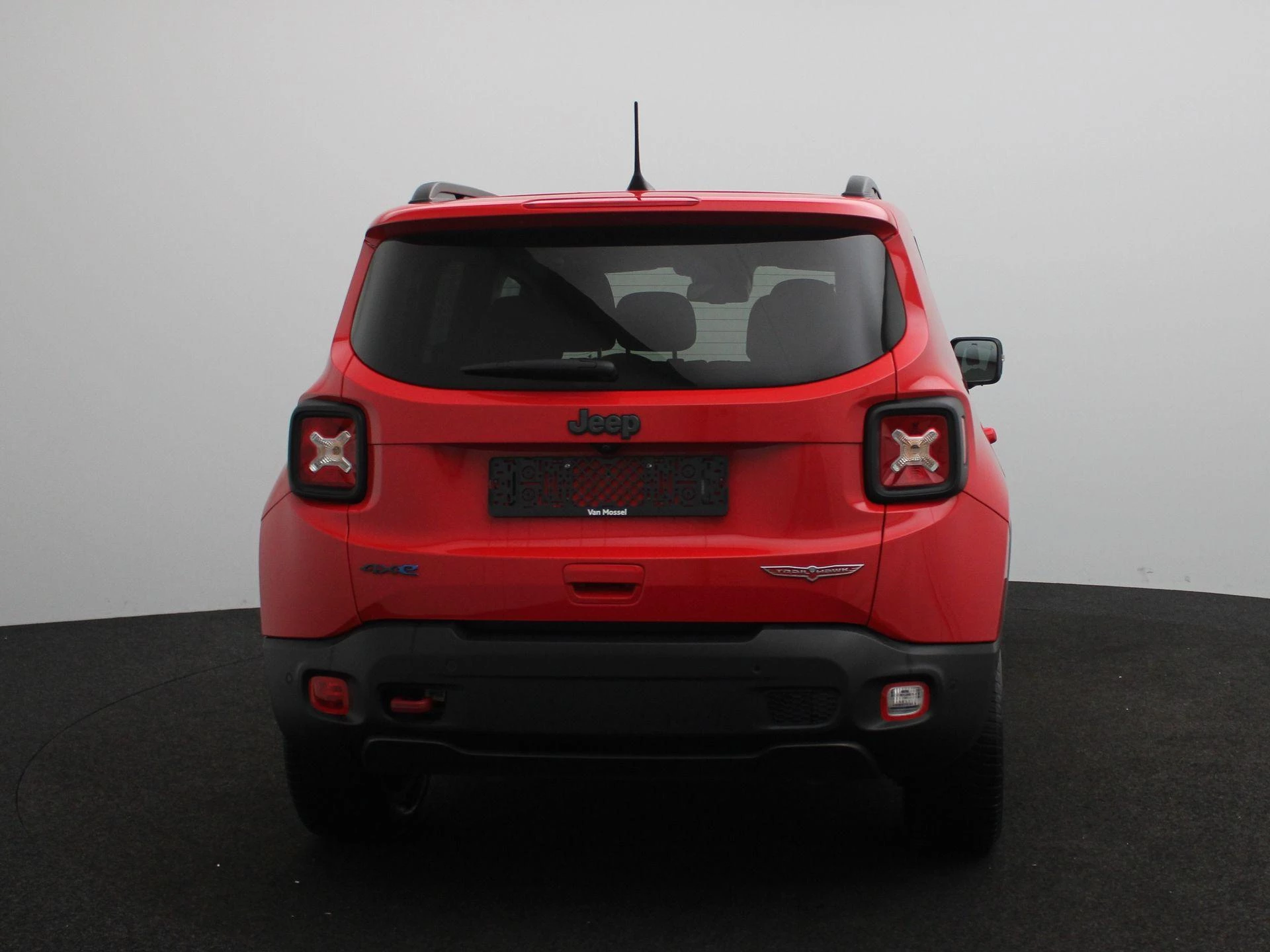 Jeep-Renegade-image-4