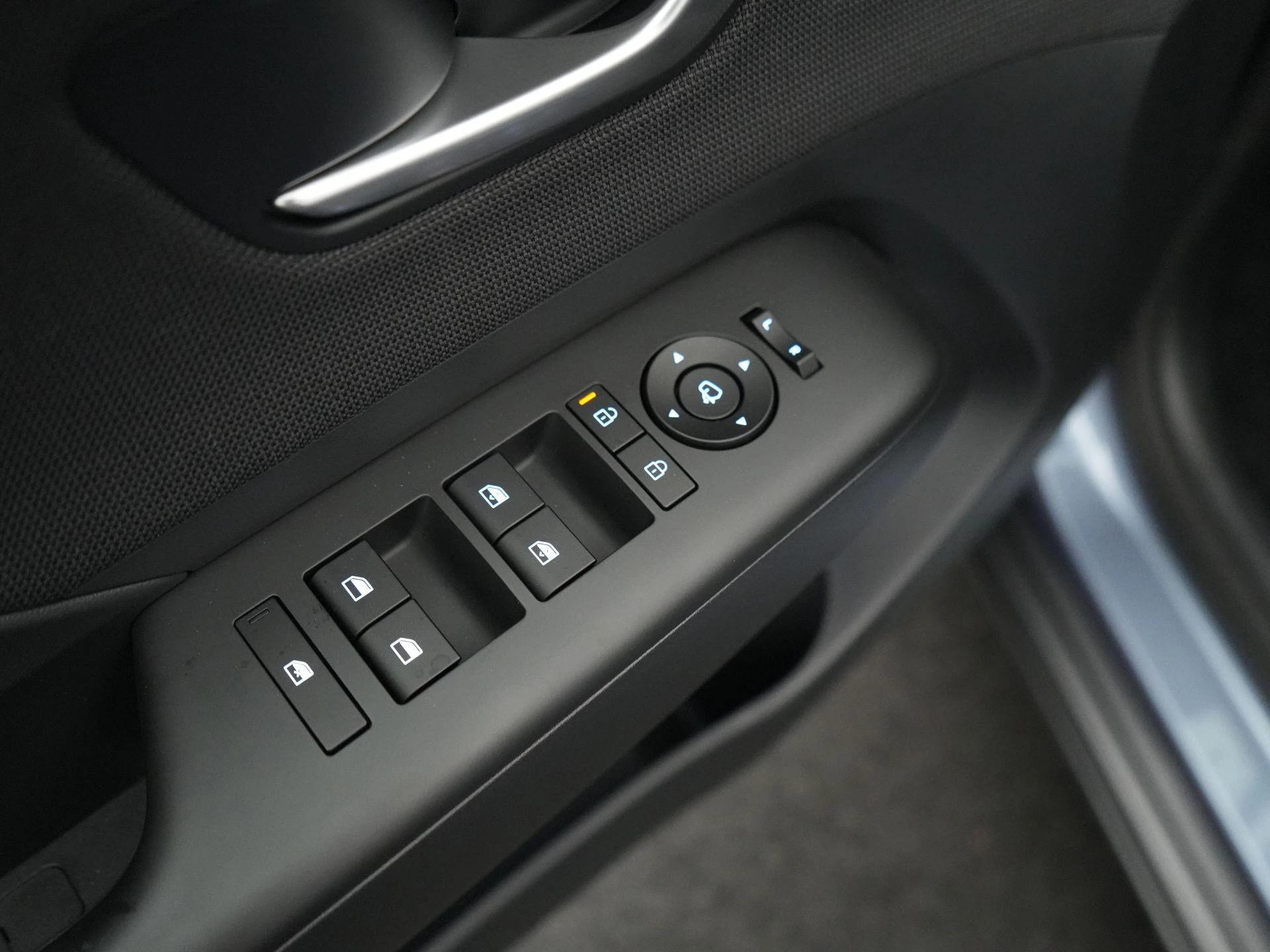 Hyundai-Kona-image-32