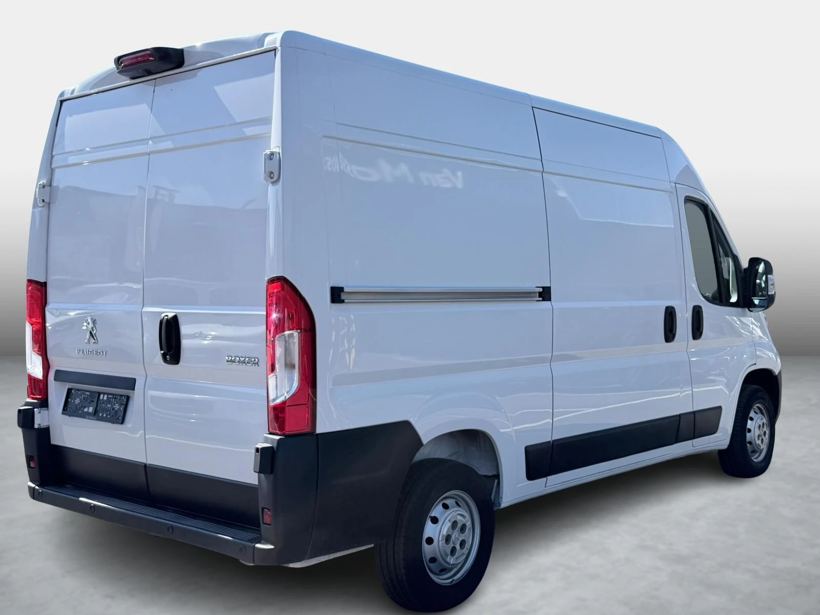 Peugeot Boxer 330 2.2 BlueHDi 140 L2H2 Pro