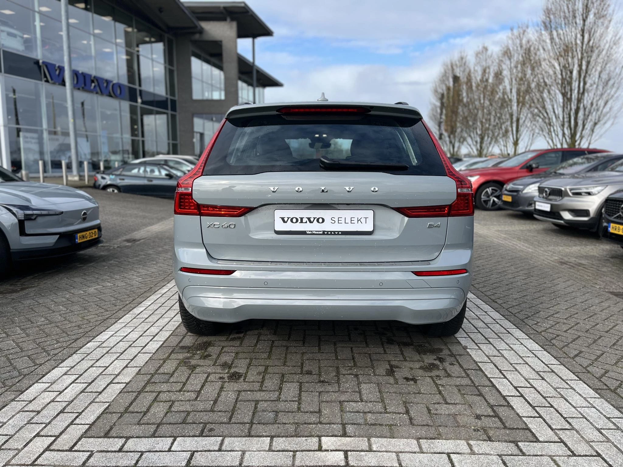 Volvo-XC60-image-13