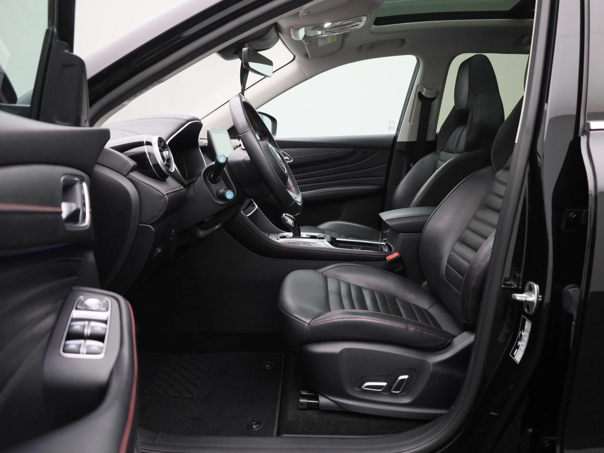 MG EHS 1.5 TGDI Luxury