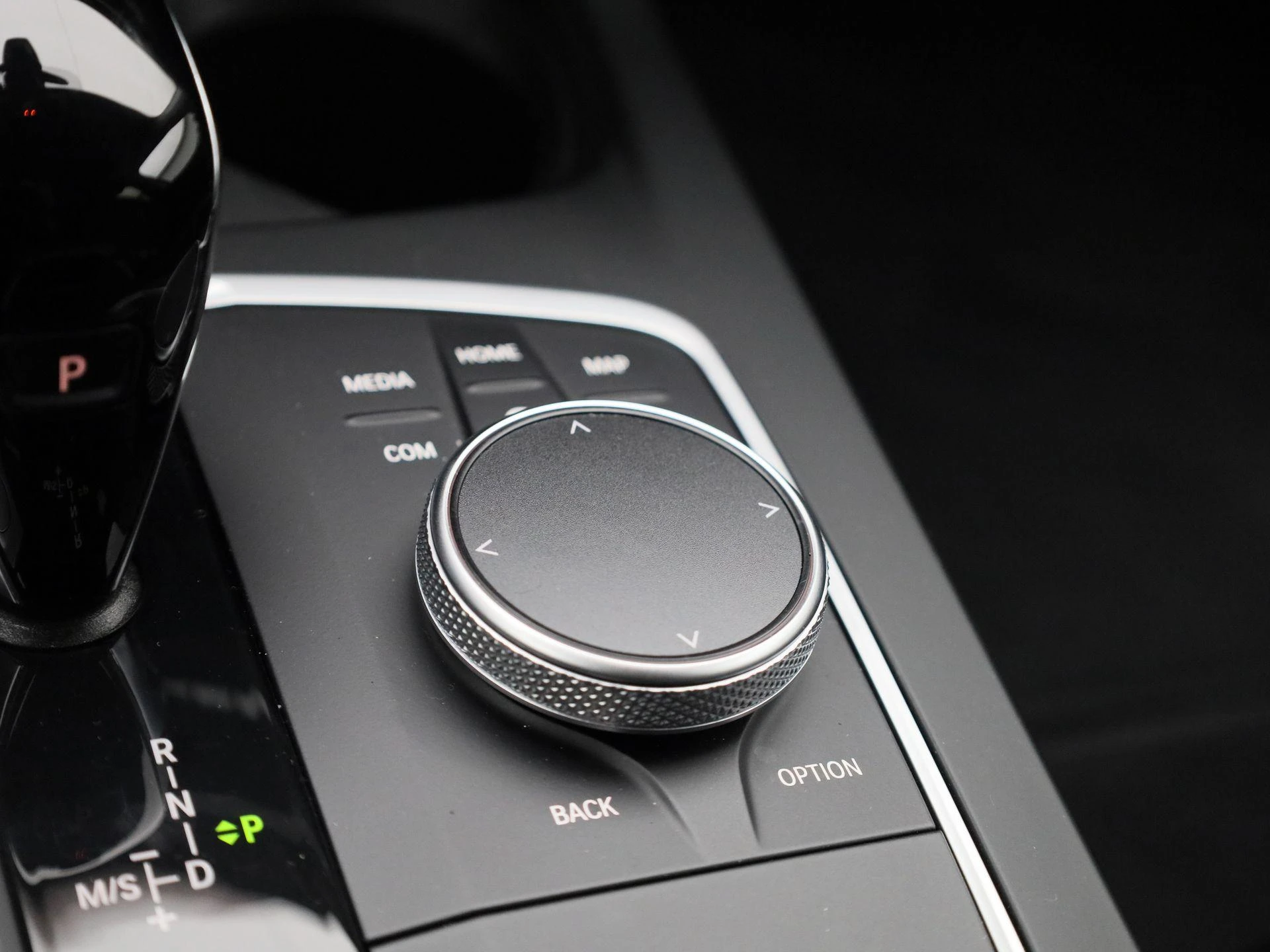 BMW-1 Reeks-image-19