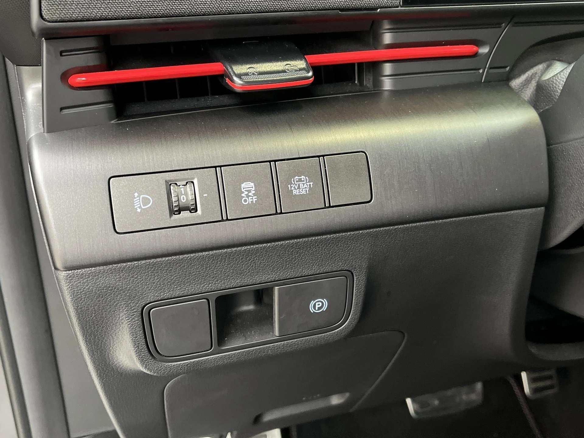 Hyundai-Kona-image-13